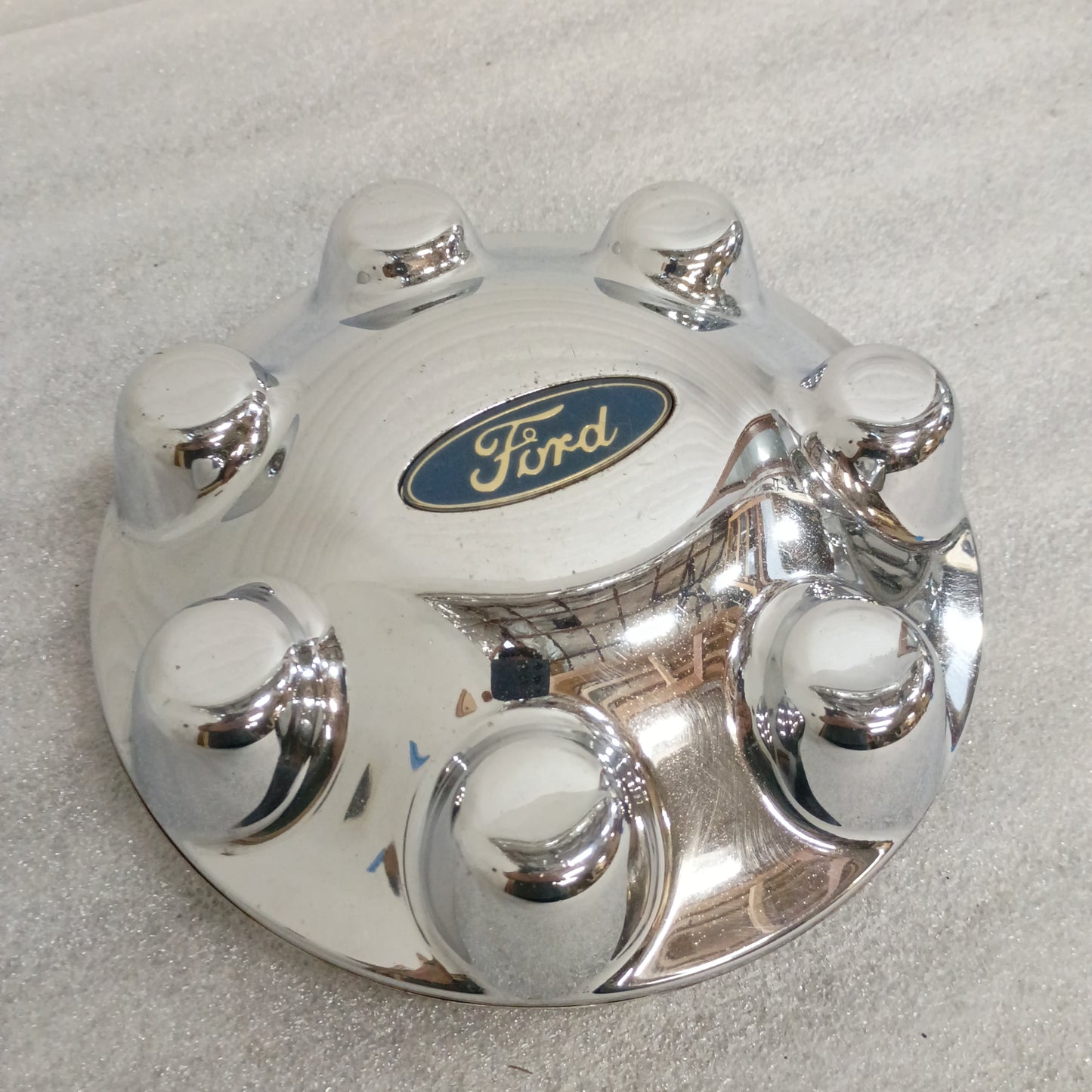 97-04 OEM Ford 7 Lug Chrome Center Cap (Used) F150 F250 F75A-1A096-BD