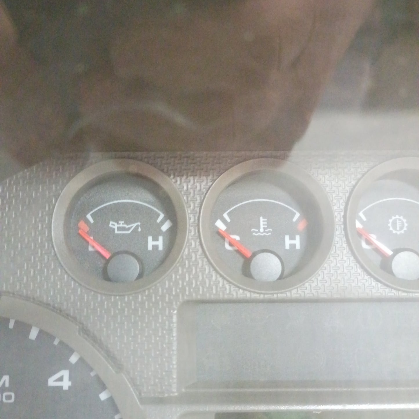 08-10 Gas Gauge Cluster with Tach (Used) F250 F350 Super Duty