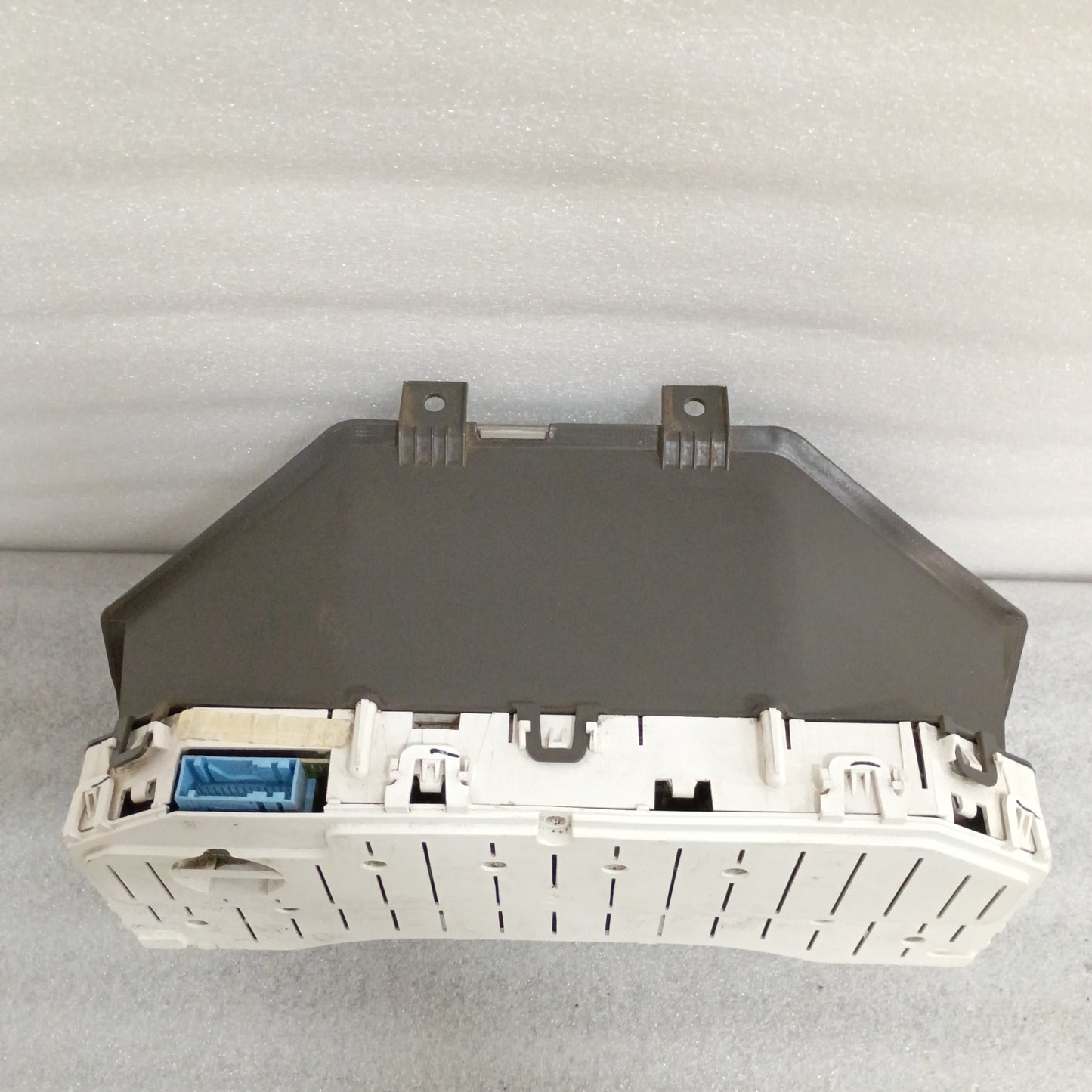 08-10 Gas Gauge Cluster with Tach (Used) F250 F350 Super Duty