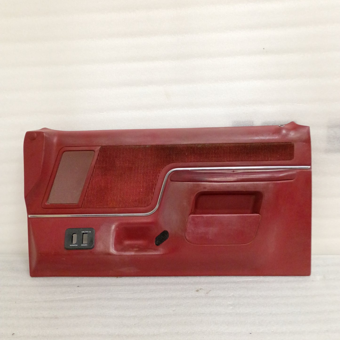 87-91 Deluxe Red Door Panels Set  Power (Used) F150 F250 F350 Bronco XLT
