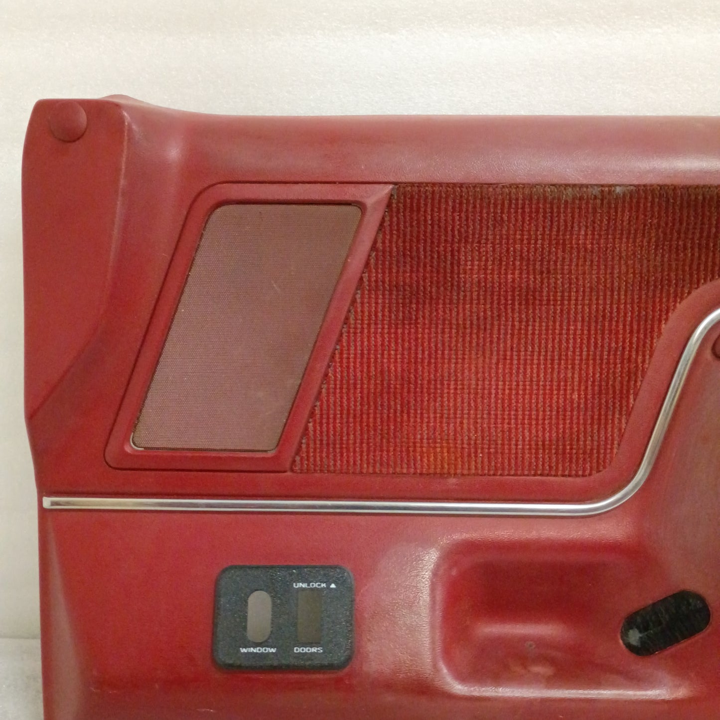 87-91 Deluxe Red Door Panels Set  Power (Used) F150 F250 F350 Bronco XLT