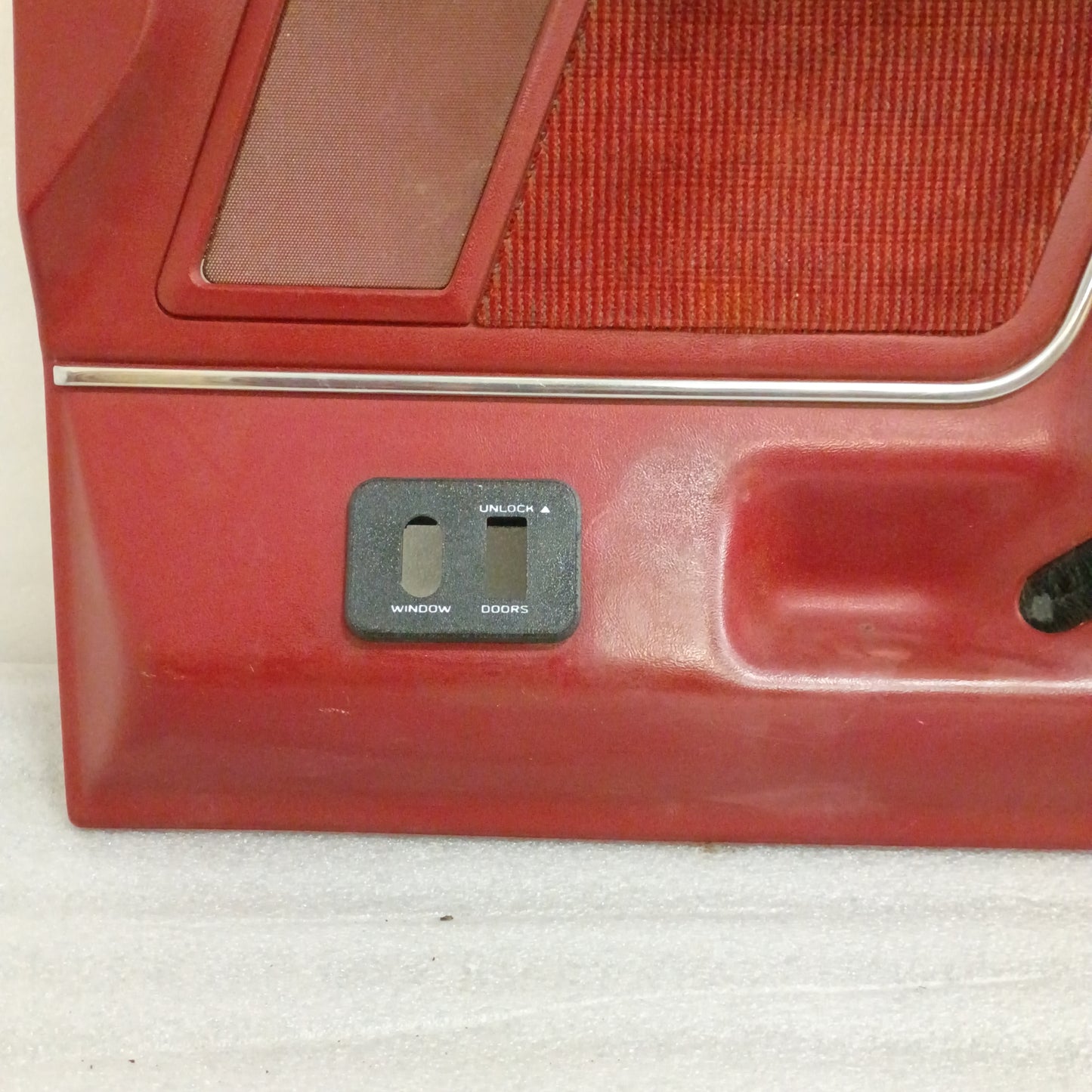 87-91 Deluxe Red Door Panels Set  Power (Used) F150 F250 F350 Bronco XLT