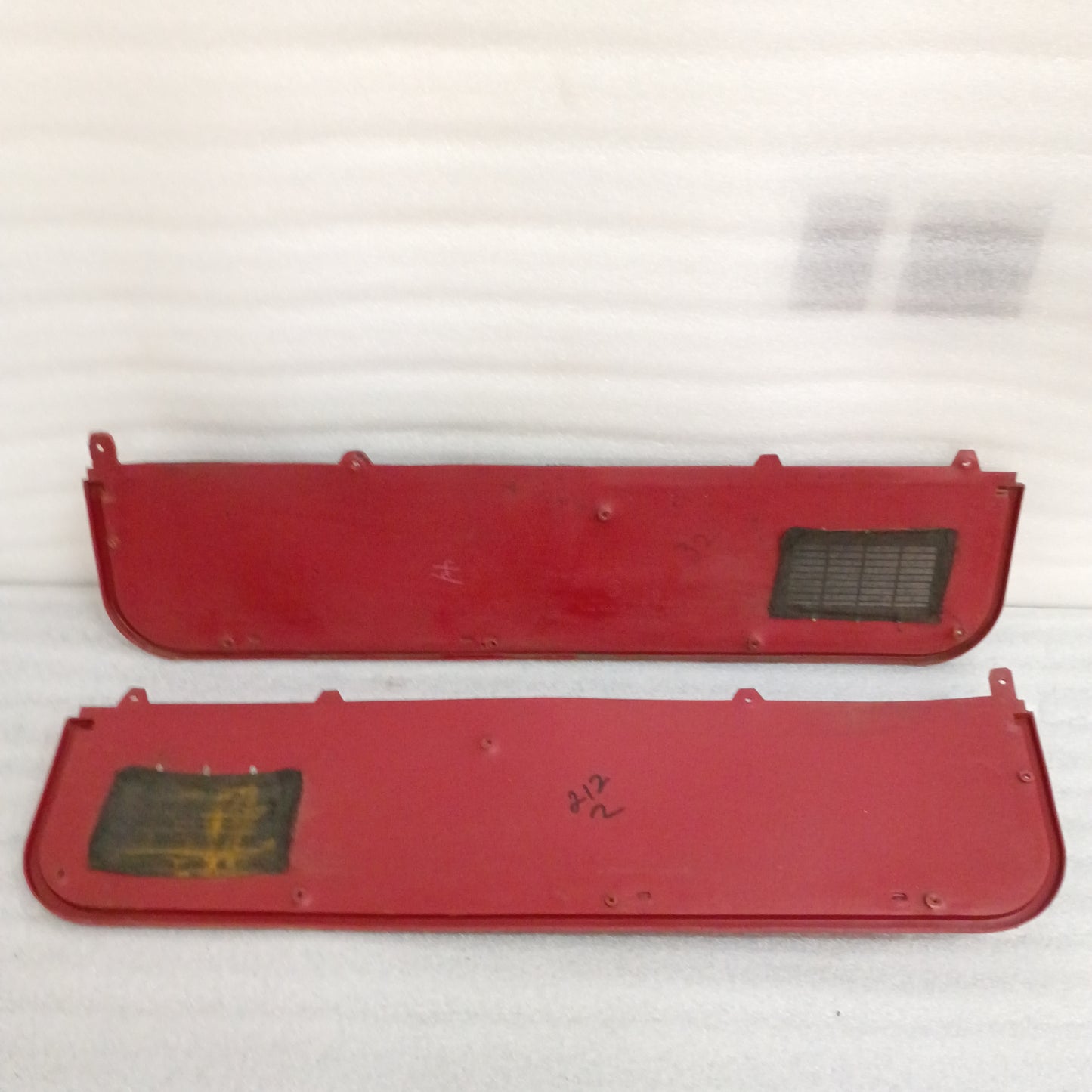 87-91 Deluxe Red Door Panels Set  Power (Used) F150 F250 F350 Bronco XLT