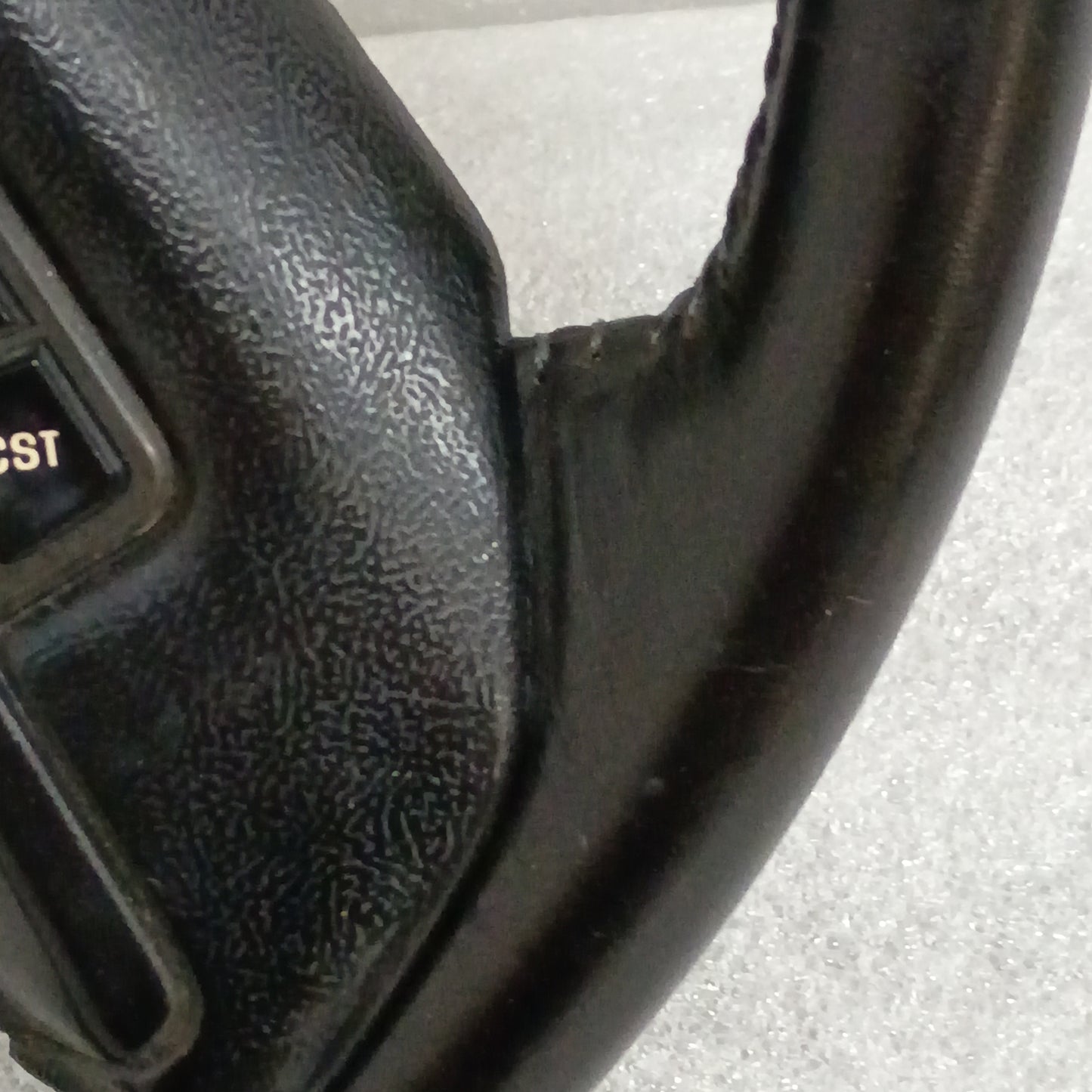 87-91 Leather Steering Wheel & Horn Pad with Cruise (Used) F150 F250 F350 Bronco OEM
