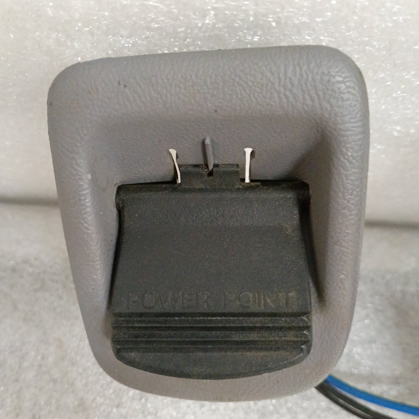 92-96 Light/Opal Gray Ashtray Assembly (Used) Opal Ford F150 F250 F350 Bronco