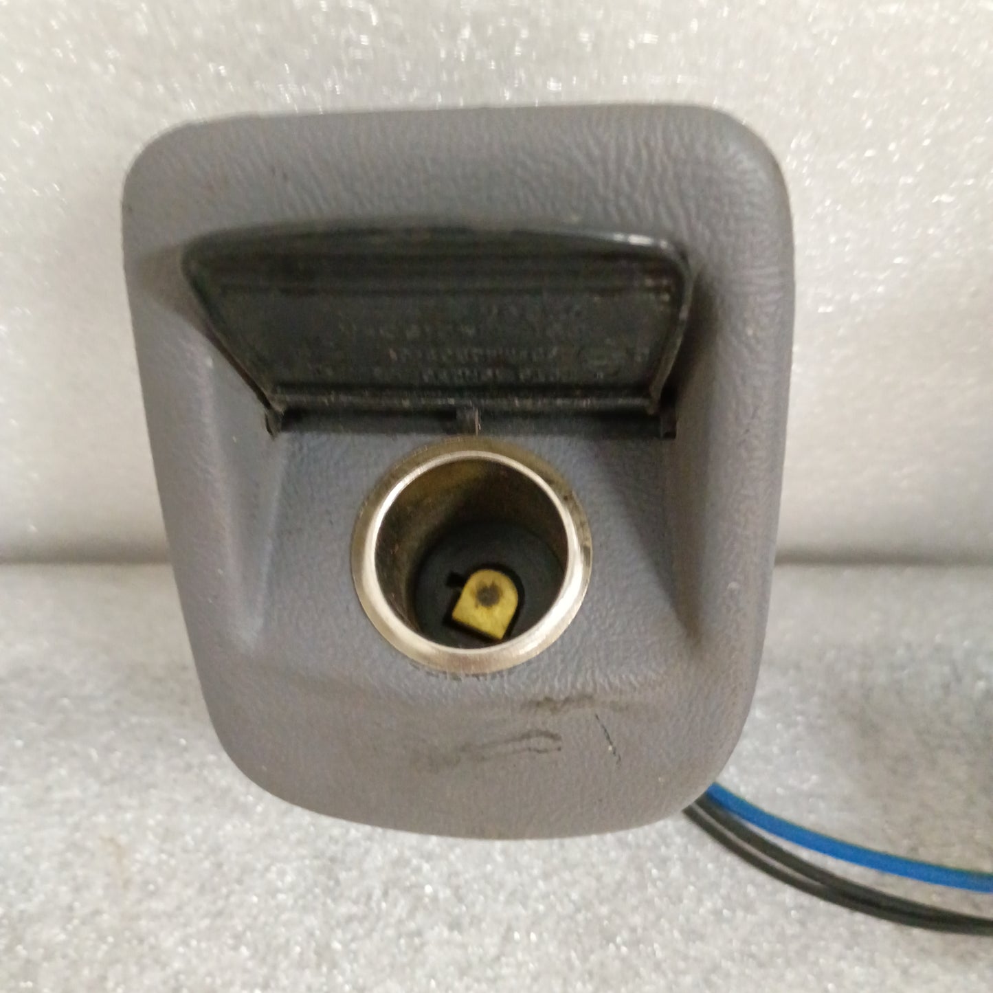 92-96 Light/Opal Gray Ashtray Assembly (Used) Opal Ford F150 F250 F350 Bronco