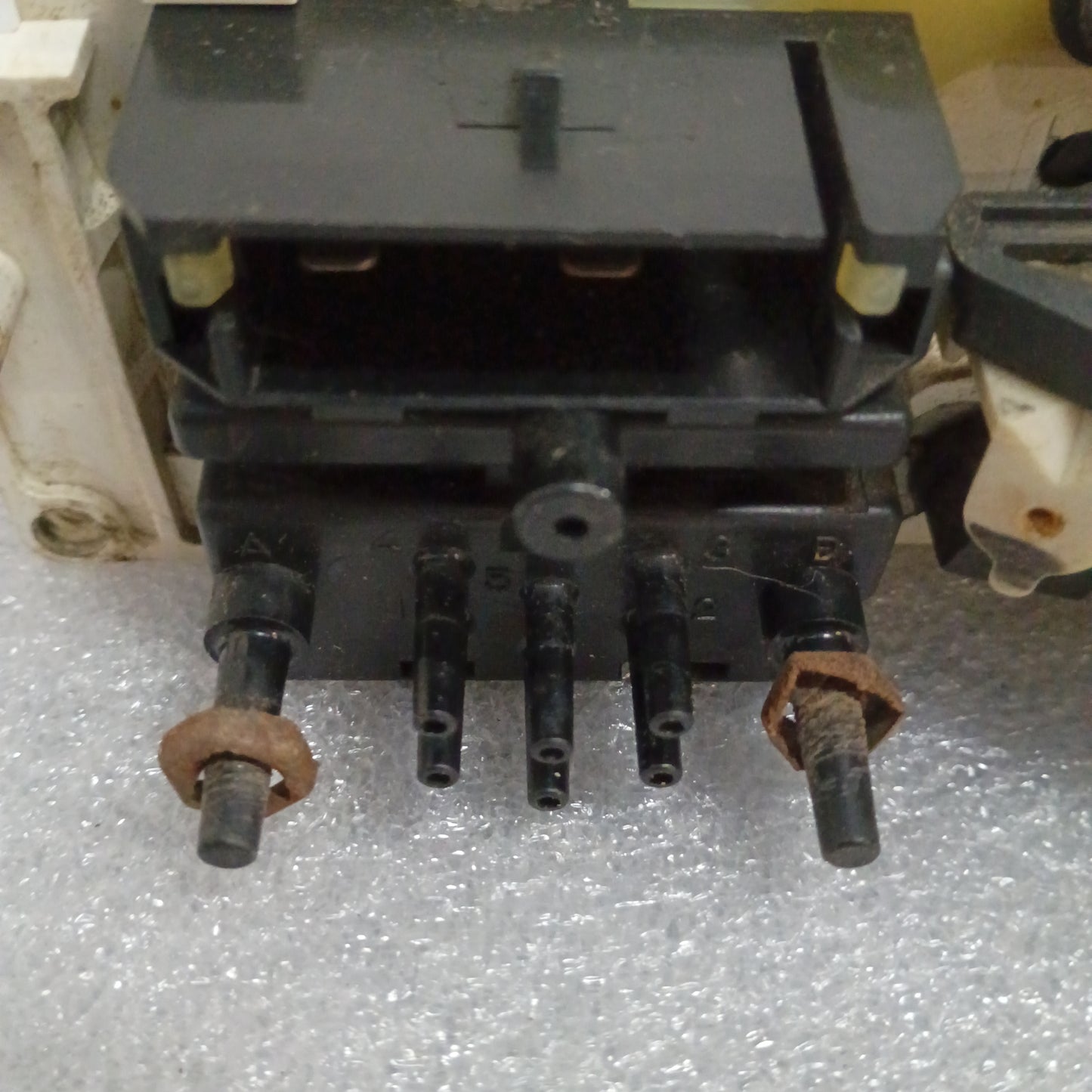 92-95 Heater / HVAC Control without AC (Used) Ford F150 F250 F350 Bronco