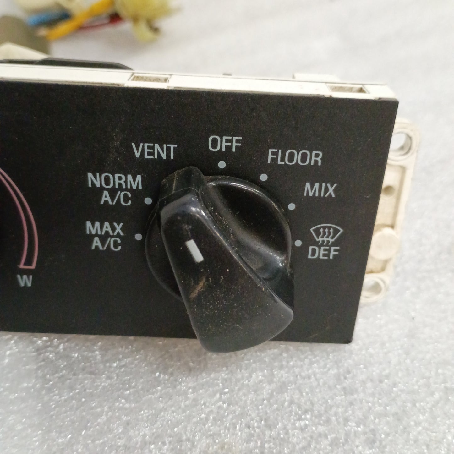 92-97 Dual Cable Heater/AC/HVAC Control & Cable (Used) Ford F150 F250 F350 Bronco