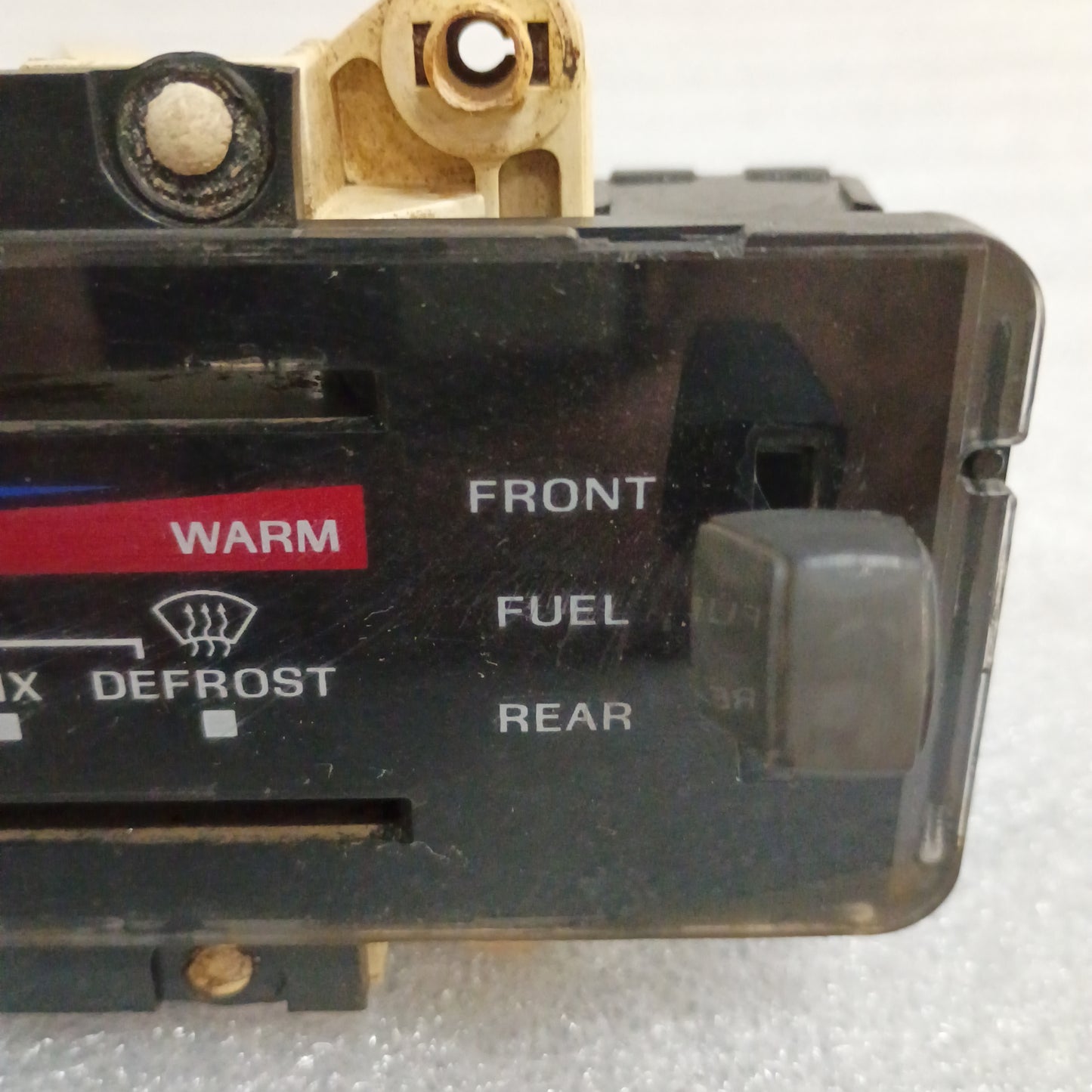 84-86 Heater & AC Control with Fuel Switch (Used) Ford F100 F150 F250 F350 Bronco