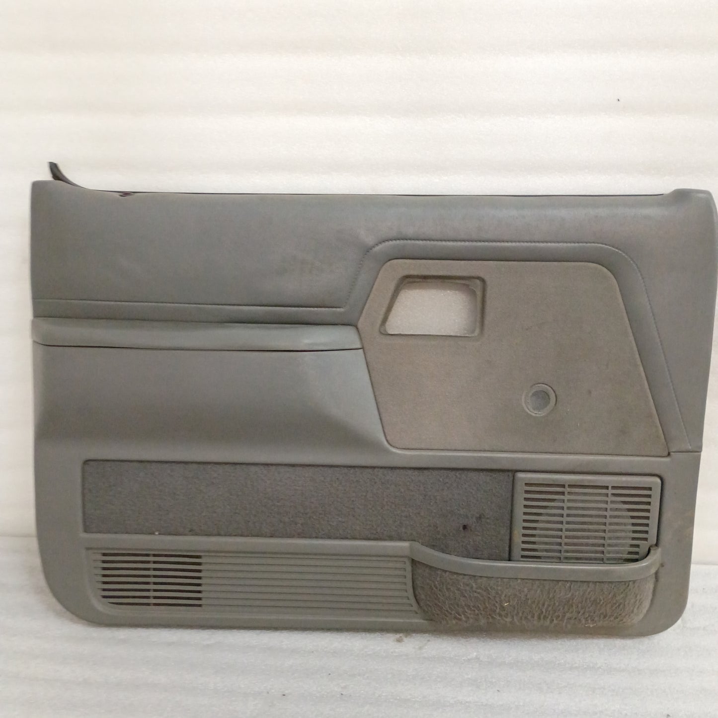 89-91 Gray Deluxe Door Panels Pair for Manual Windows (Used) Bronco II Ranger XLT