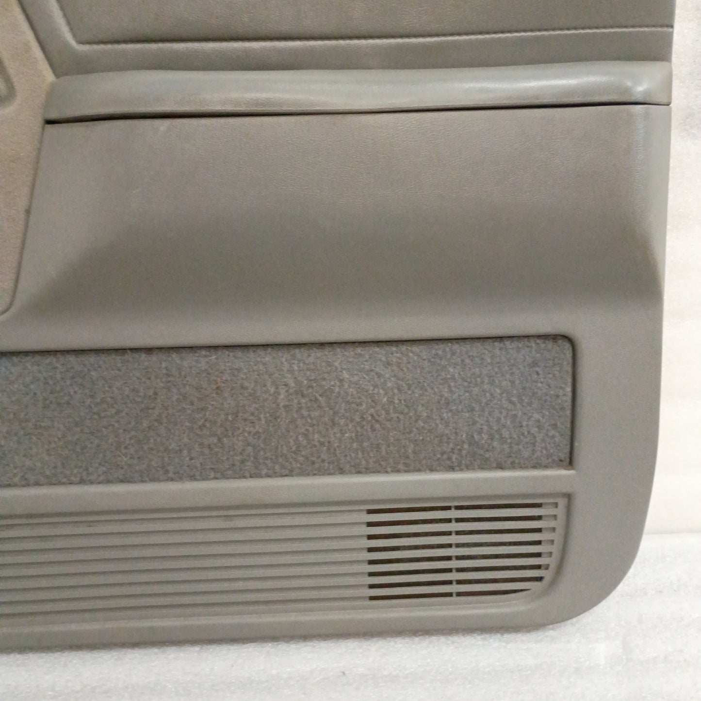 89-91 Gray Deluxe Door Panels Pair for Manual Windows (Used) Bronco II Ranger XLT