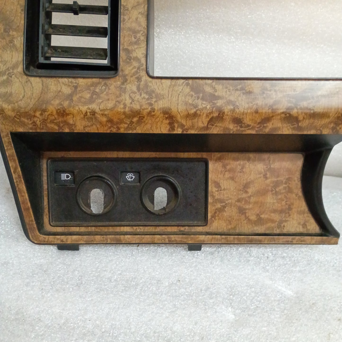 80-86 Burl Wood Grain Gauge Cluster Bezel with AC Vents (Used) F150 F250 F350 Bronco