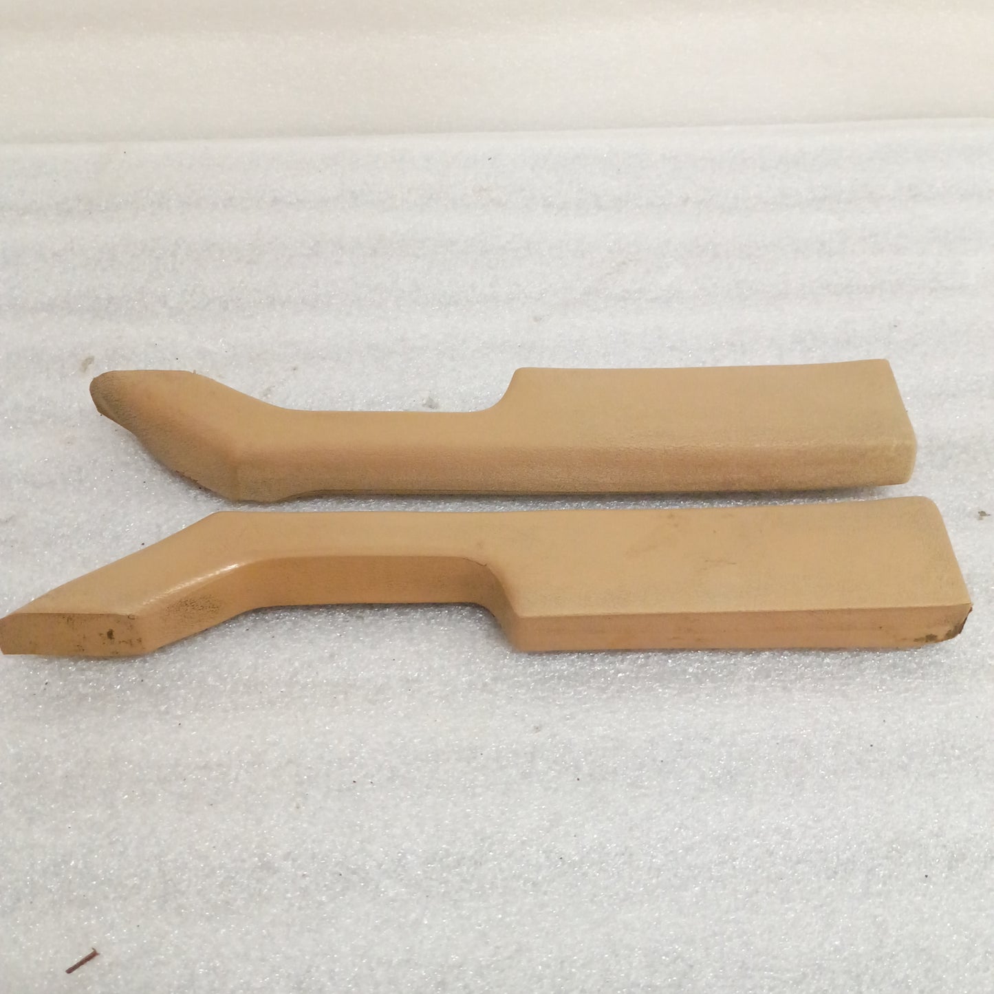 80-86 Tan Arm Rests Set (Used) Ford F150 F250 F350 Bronco OEM