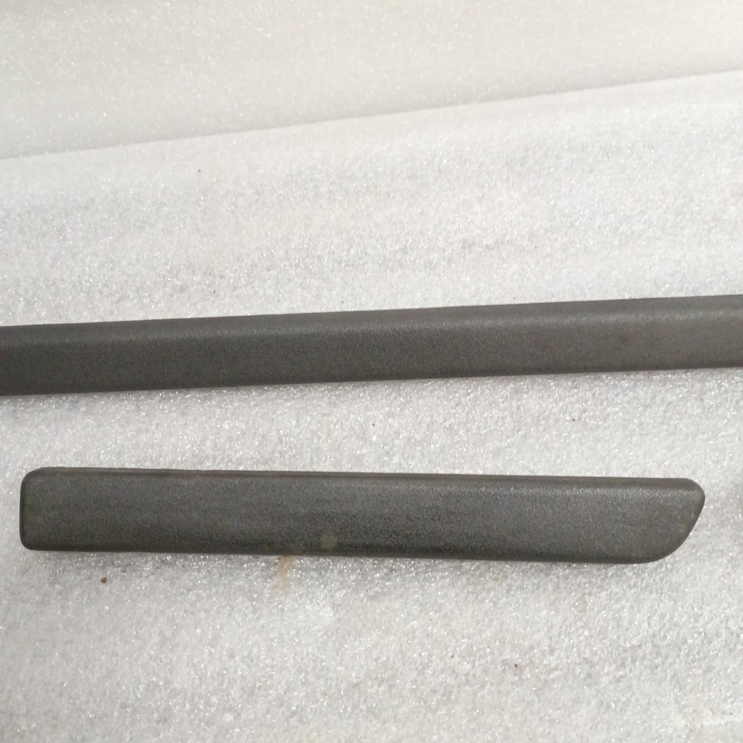 92-96 XL Charcoal Black Dash Trim Strip Set of 3 (Used) Ford F150 F250 F350 Bronco OEM