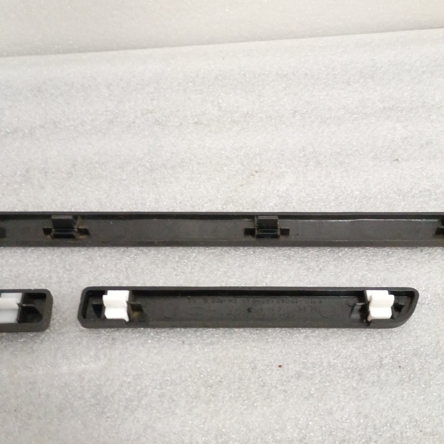 92-96 XL Charcoal Black Dash Trim Strip Set of 3 (Used) Ford F150 F250 F350 Bronco OEM