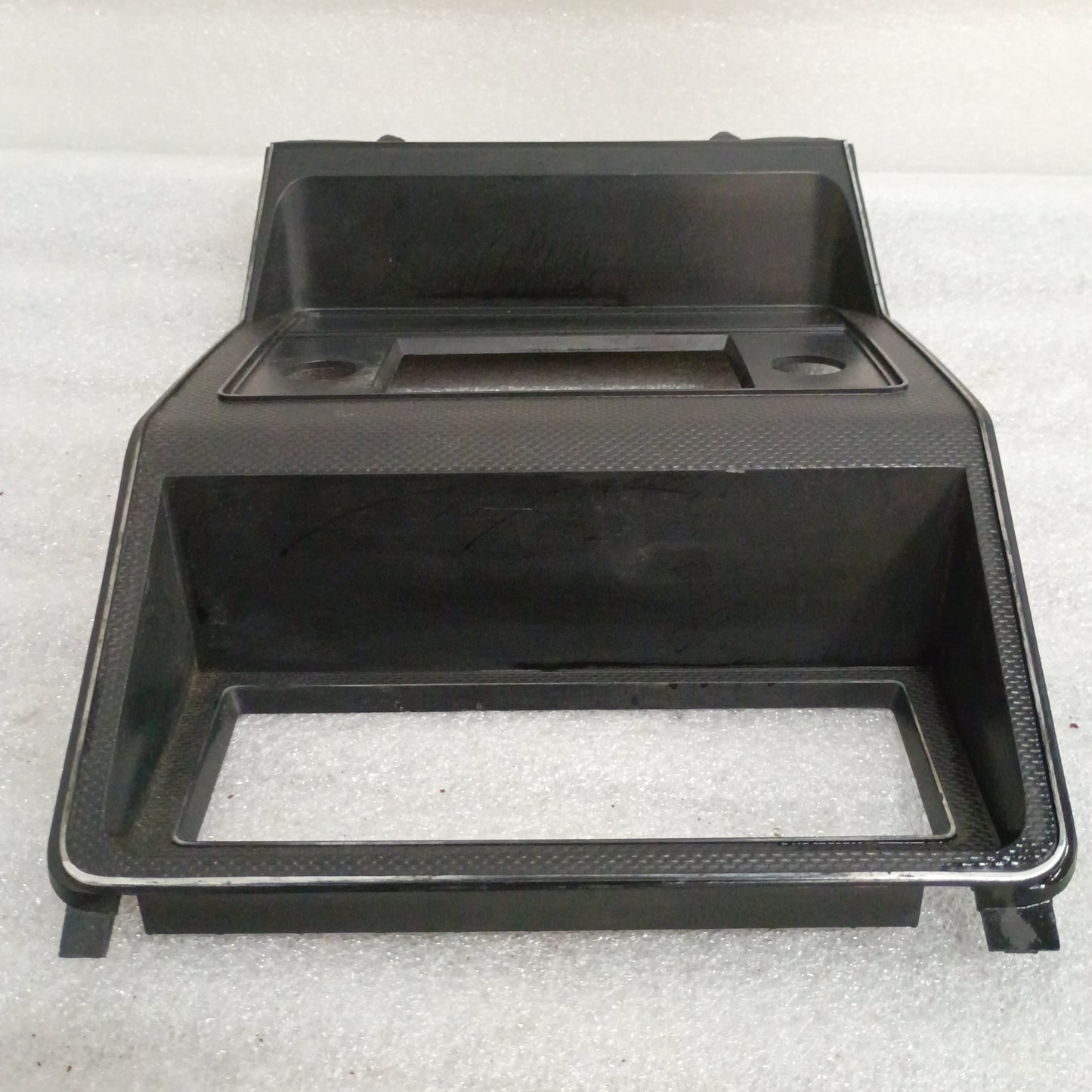 80-86 Black Radio & Heater Bezel (Used) Ford F150 F250 F350 Bronco
