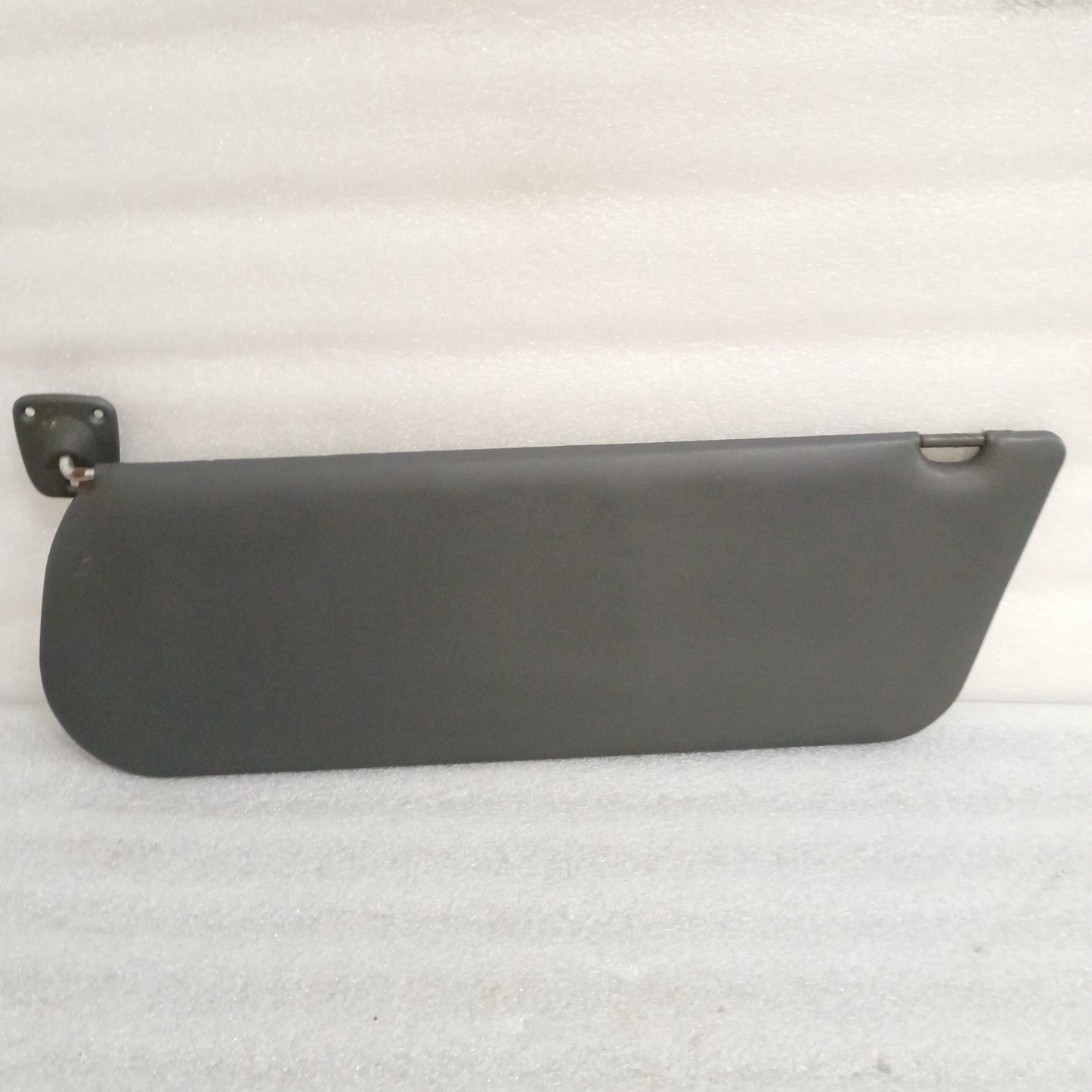 92-97 Dark/Granite Gray Vinyl Sun Visors Pair (Used) F150 F250 F350 Bronco OEM