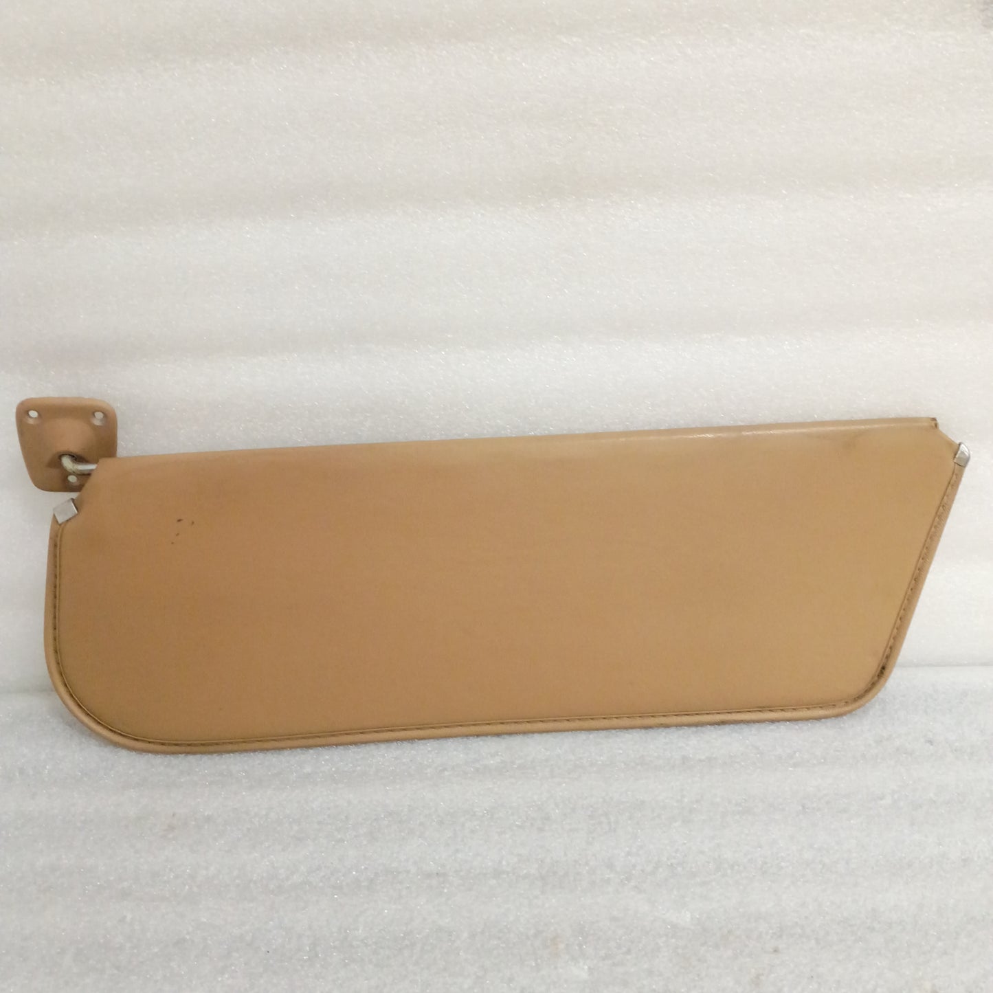 80-86 Tan Vinyl Sun Visors Pair (Used) F150 F250 F350 Bronco OEM