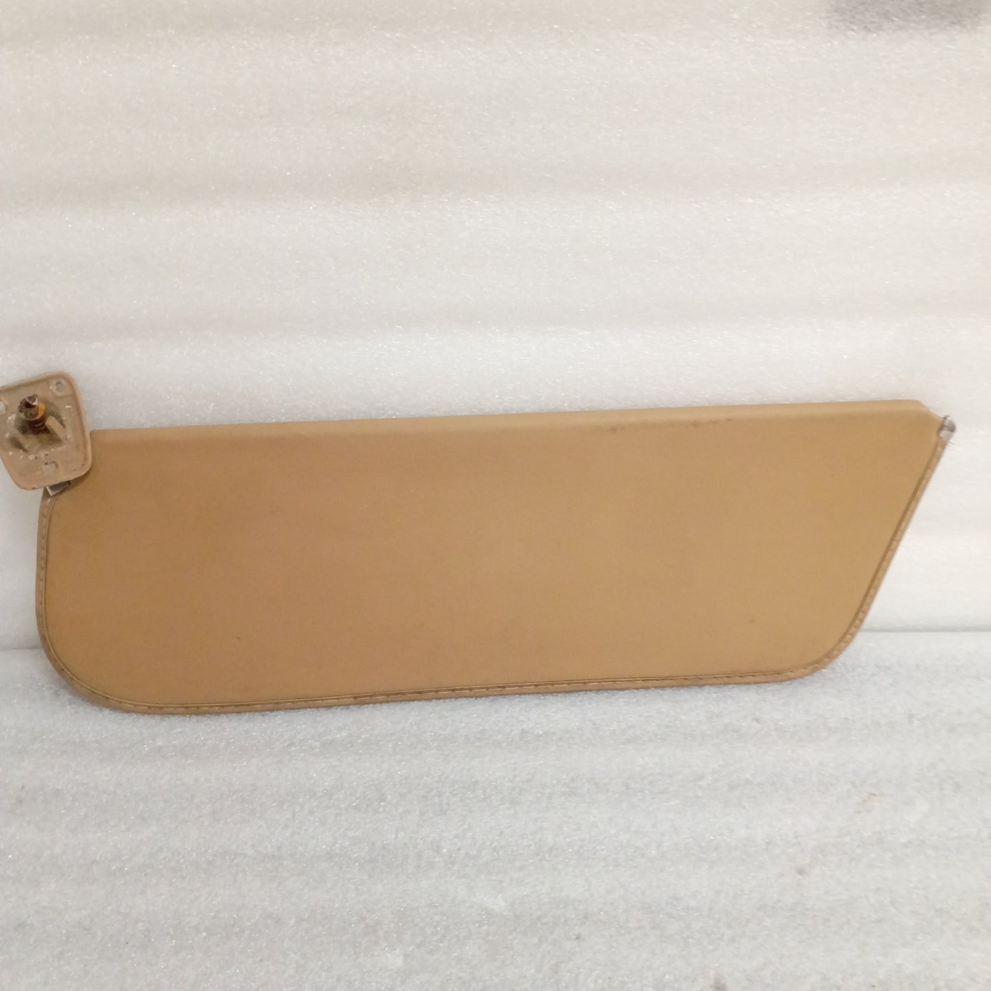 80-86 Tan Vinyl Sun Visors Pair (Used) F150 F250 F350 Bronco OEM