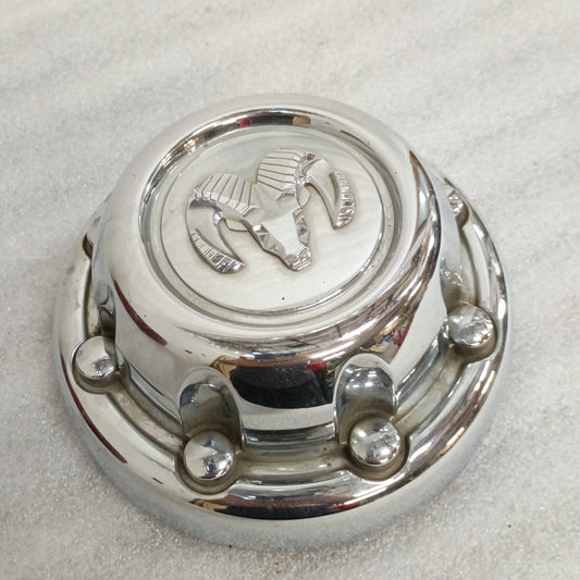 94-01 Chrome 8 Lug Center/Hub Caps (Used) Dodge 2500 3500 52039264