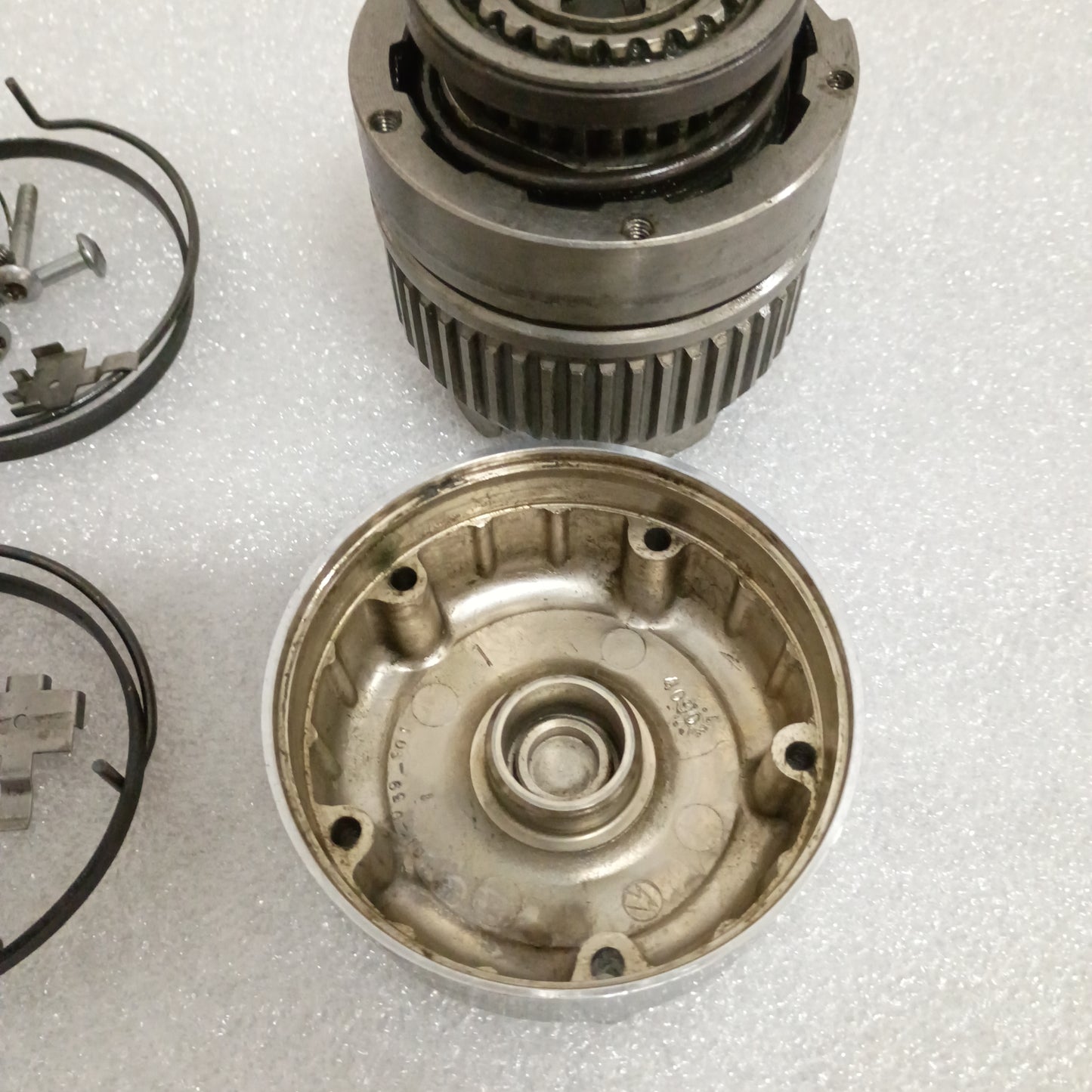 73-87 Chevy/GMC Automatic Locking Hubs 5 Bolt Dana 44 (Used) Square Body  4x4 4WD K5