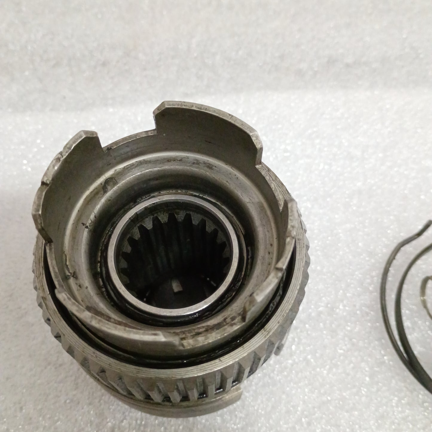 73-87 Chevy/GMC Automatic Locking Hubs 5 Bolt Dana 44 (Used) Square Body  4x4 4WD K5