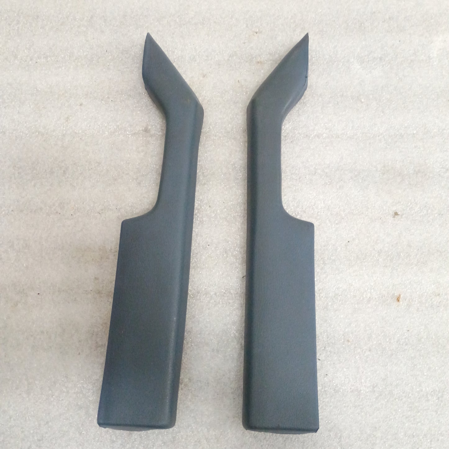 80-86 Regatta Blue Arm Rests Set (Used) Ford F150 F250 F350 Bronco OEM