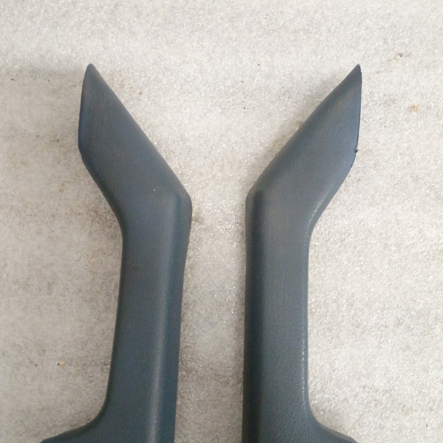 80-86 Regatta Blue Arm Rests Set (Used) Ford F150 F250 F350 Bronco OEM