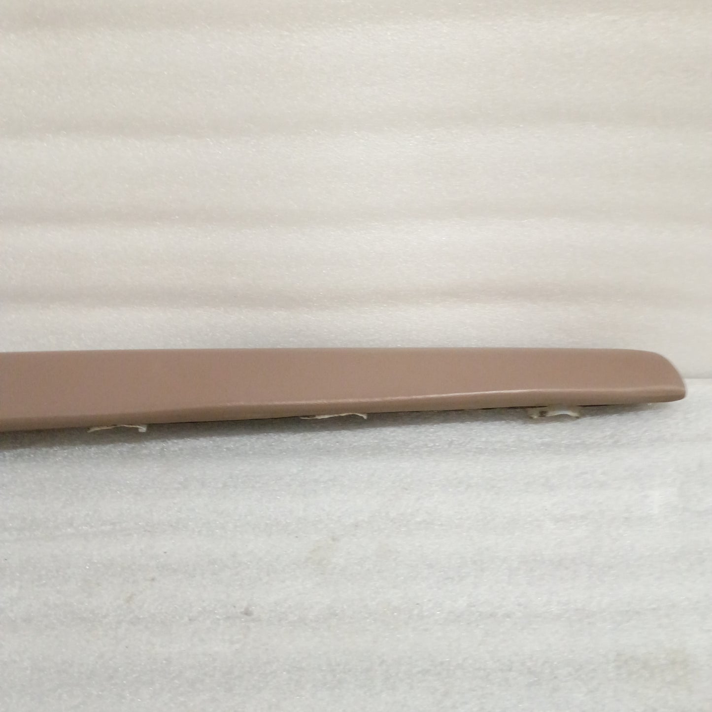 92-97 Dash Pad Tan Passengers Side (Used) Ford F150 F250 F350 Bronco OEM