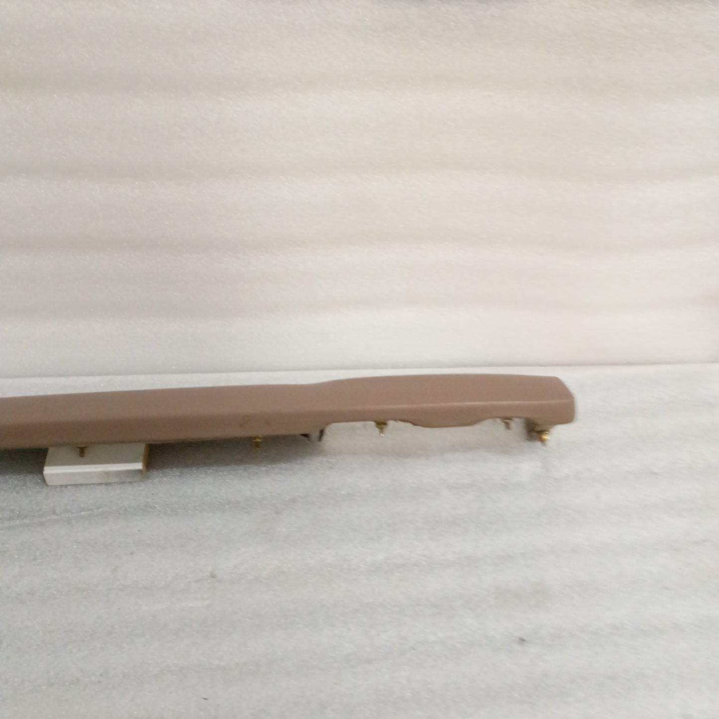 92-97 Dash Pad Tan Passengers Side (Used) Ford F150 F250 F350 Bronco OEM