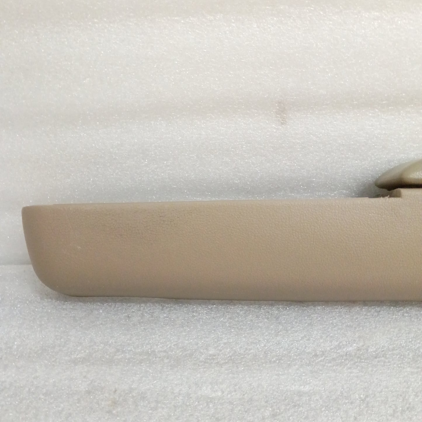 89-95 Arm Rests Tan For Power Doors (Used) Toyota 4Runner OEM SR5