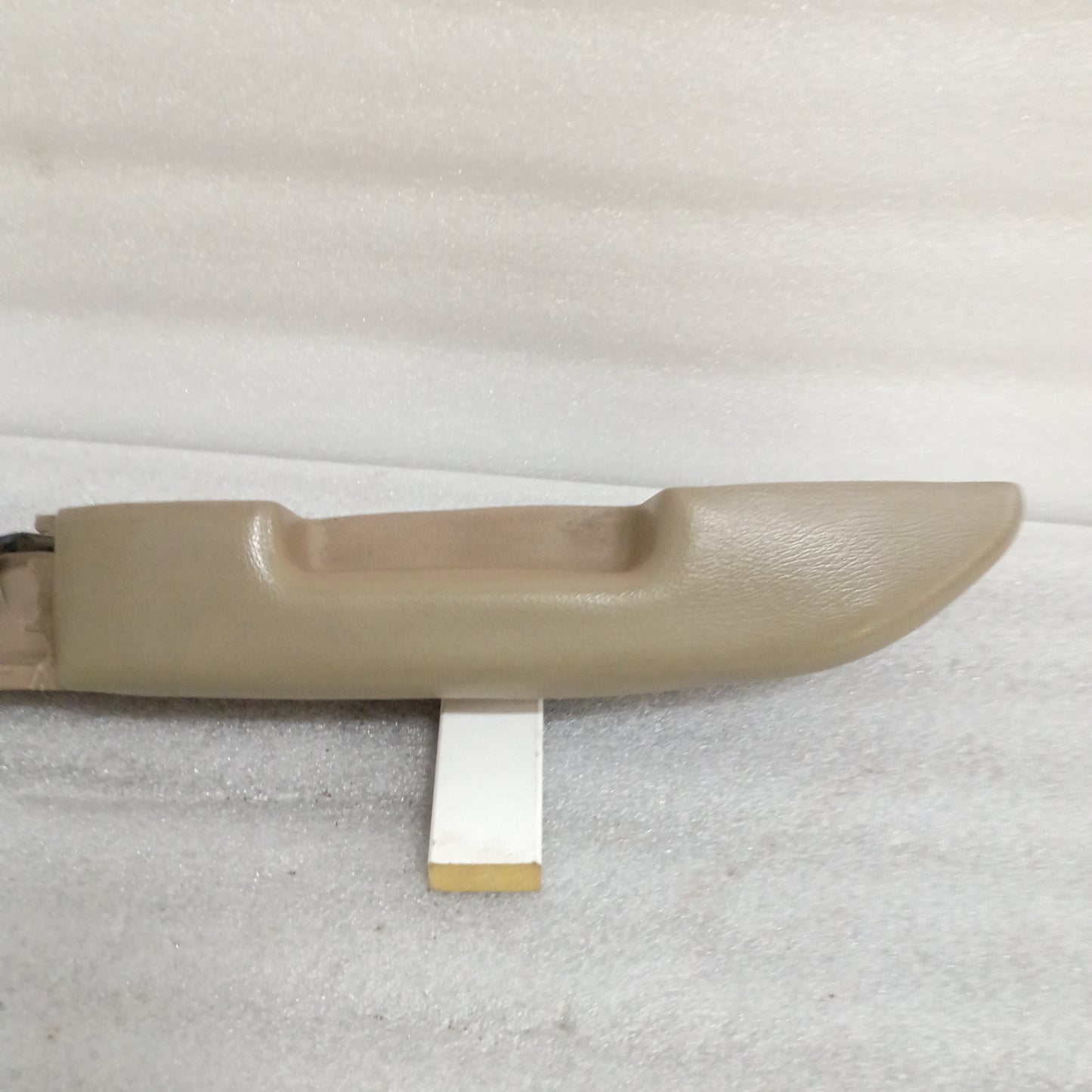 89-95 Arm Rests Tan For Power Doors (Used) Toyota 4Runner OEM SR5