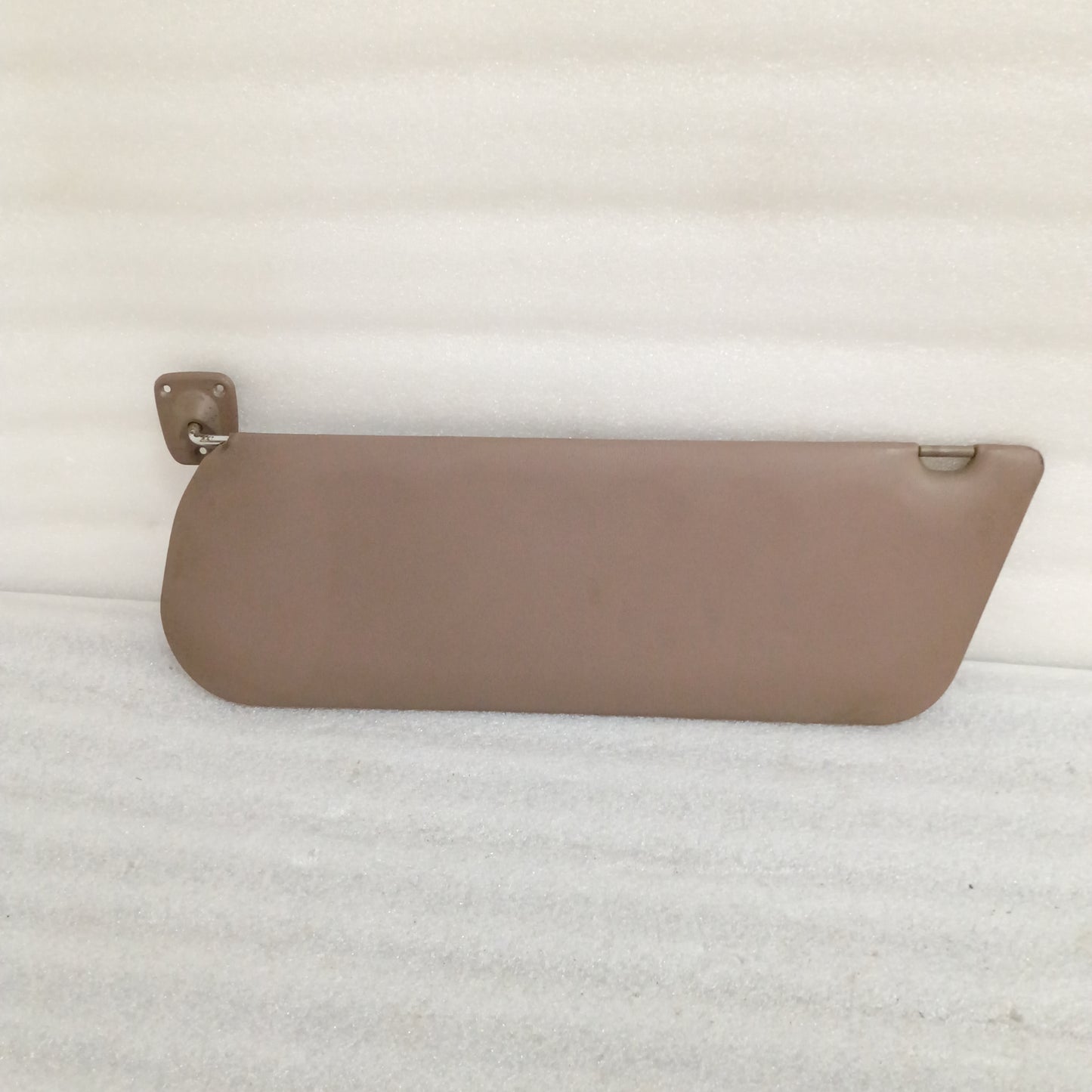 92-97 Tan/Mocha Vinyl Sun Visors Pair (Used) F150 F250 F350 Bronco OEM