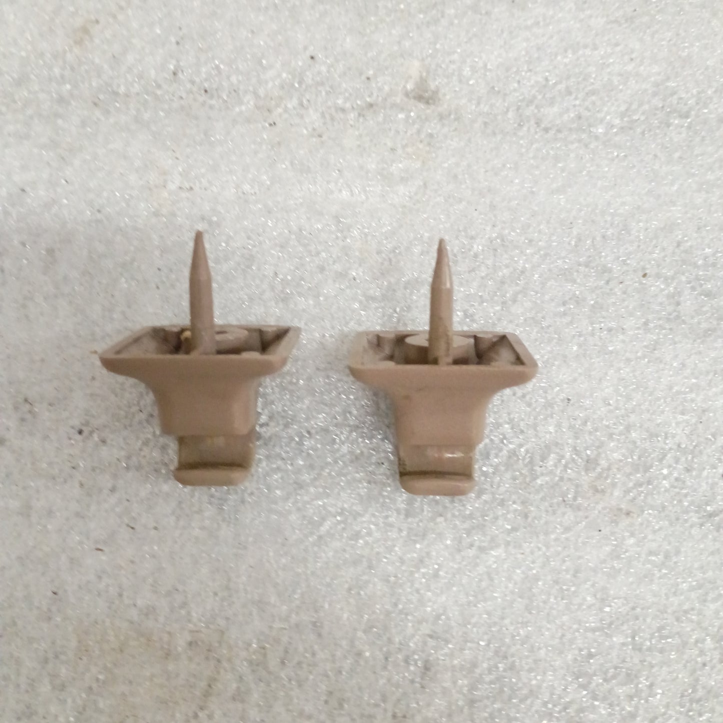 92-97 Tan/Mocha Vinyl Sun Visors Pair (Used) F150 F250 F350 Bronco OEM