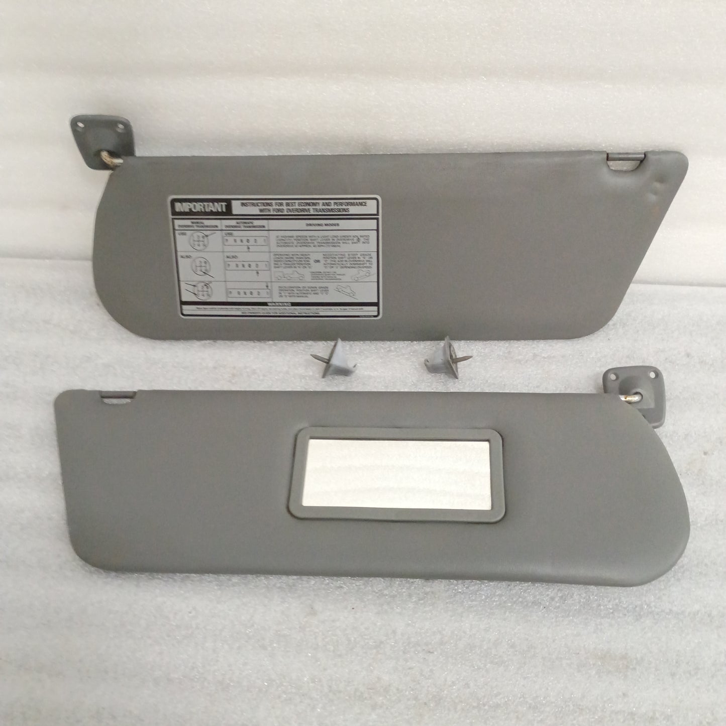 87-91 Light Gray Vinyl Sun Visors Pair (Used) F150 F250 F350 Bronco OEM