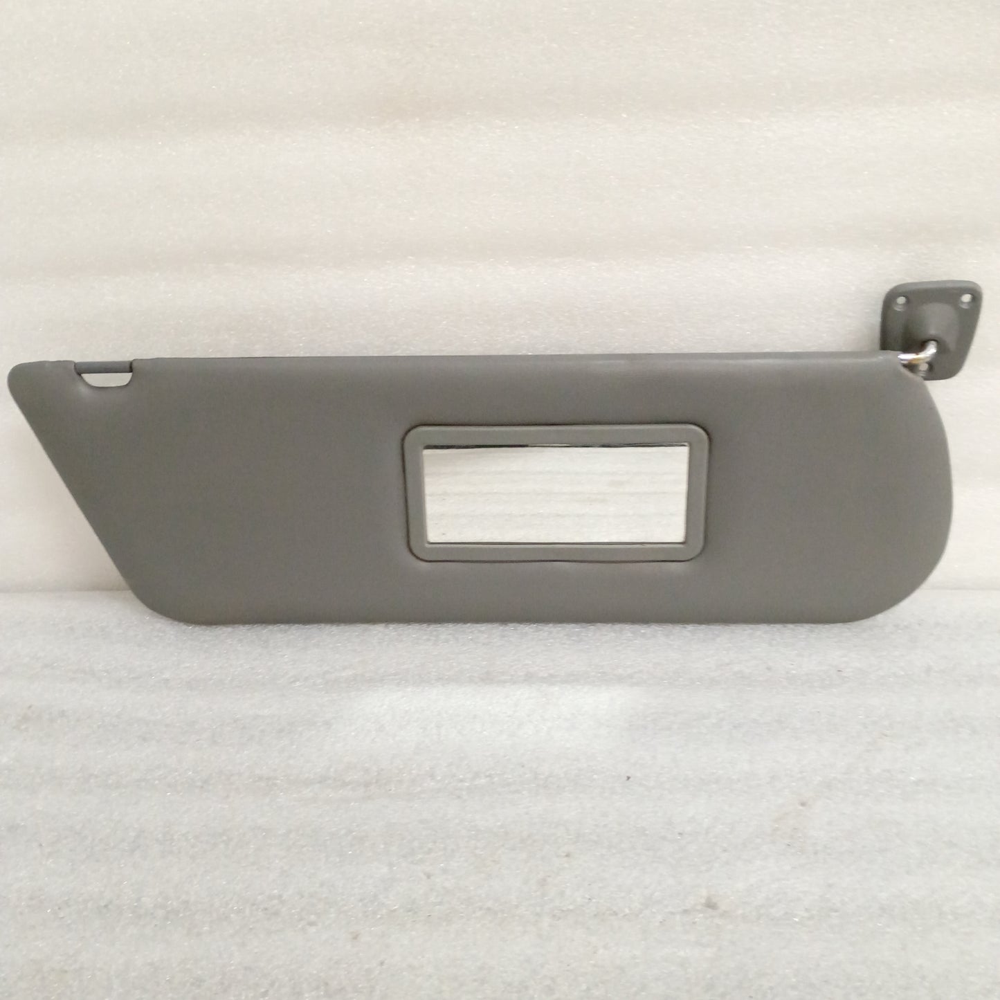 87-91 Light Gray Vinyl Sun Visors Pair (Used) F150 F250 F350 Bronco OEM
