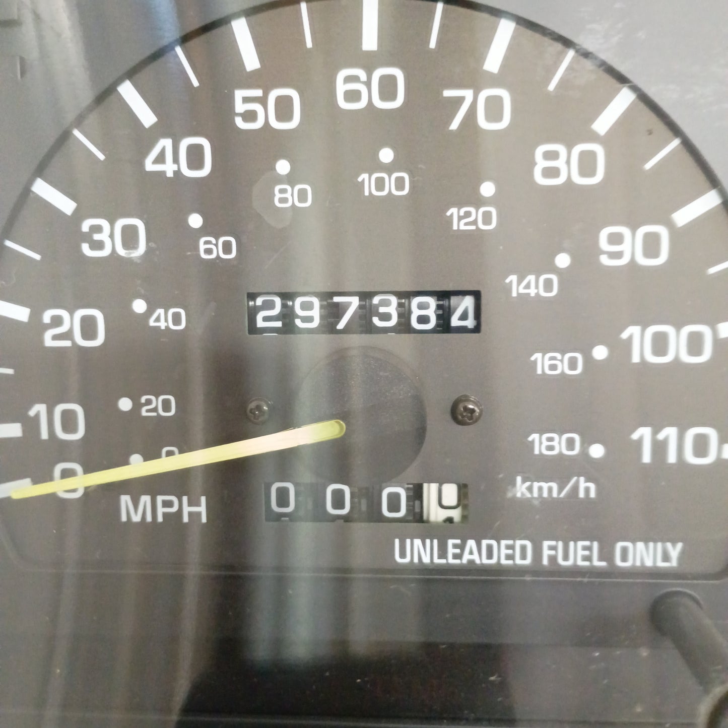 89-91 Toyota Gauge Cluster 297K Miles V6 Electronic Speedo (Used) 4Runner/Pickup