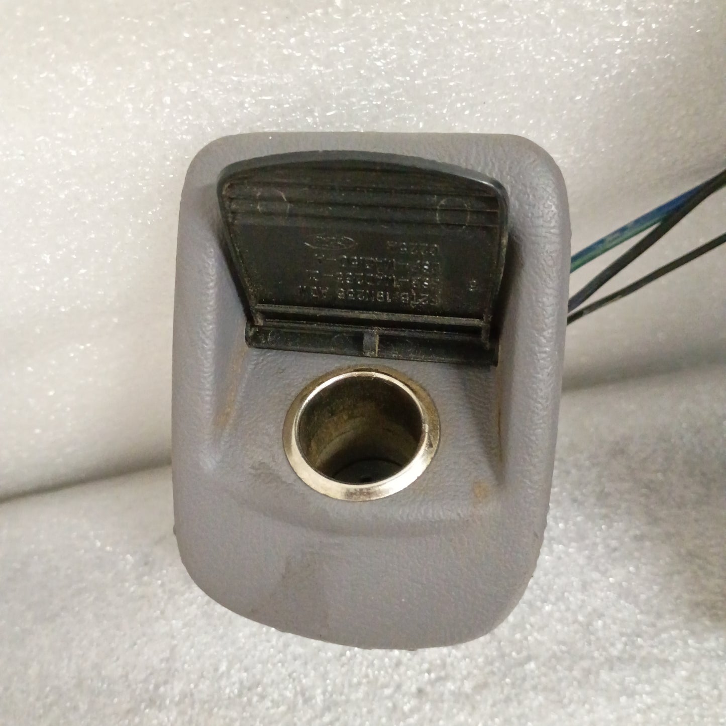 92-96 Light/Opal Gray Ashtray Assembly (Used) Opal Ford F150 F250 F350 Bronco