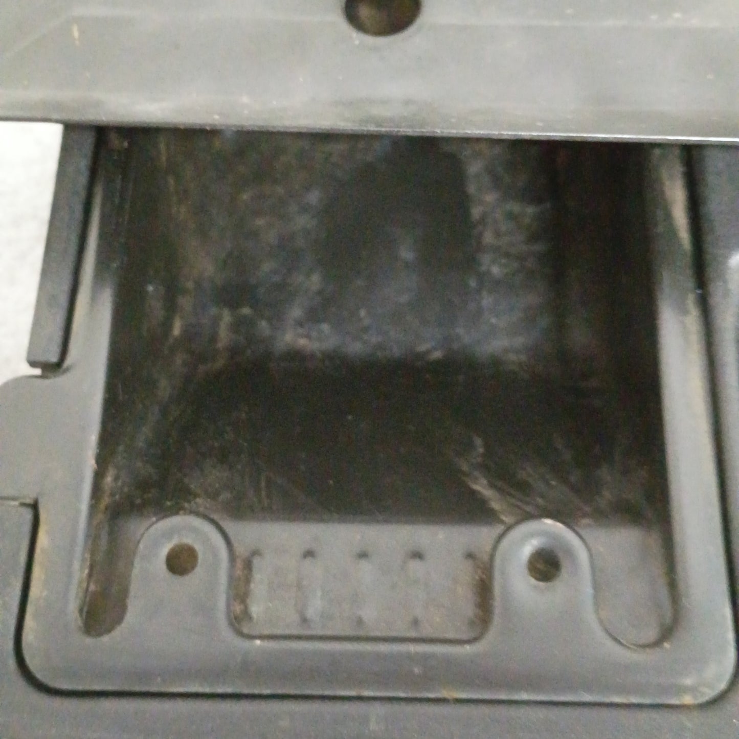 92-96 Light/Opal Gray Ashtray Assembly (Used) Opal Ford F150 F250 F350 Bronco