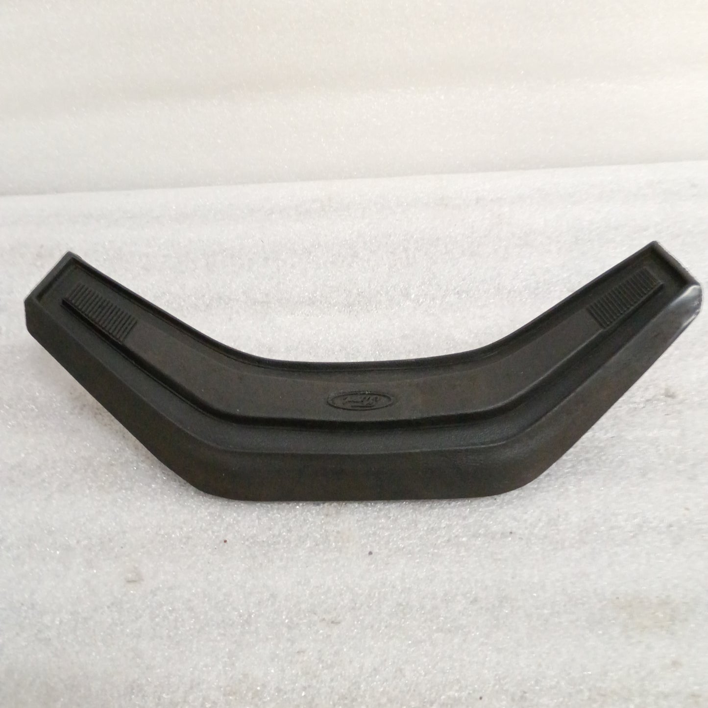 80-86 Steering Wheel Horn Button Black (Used) F150 F250 F350 Bronco OEM