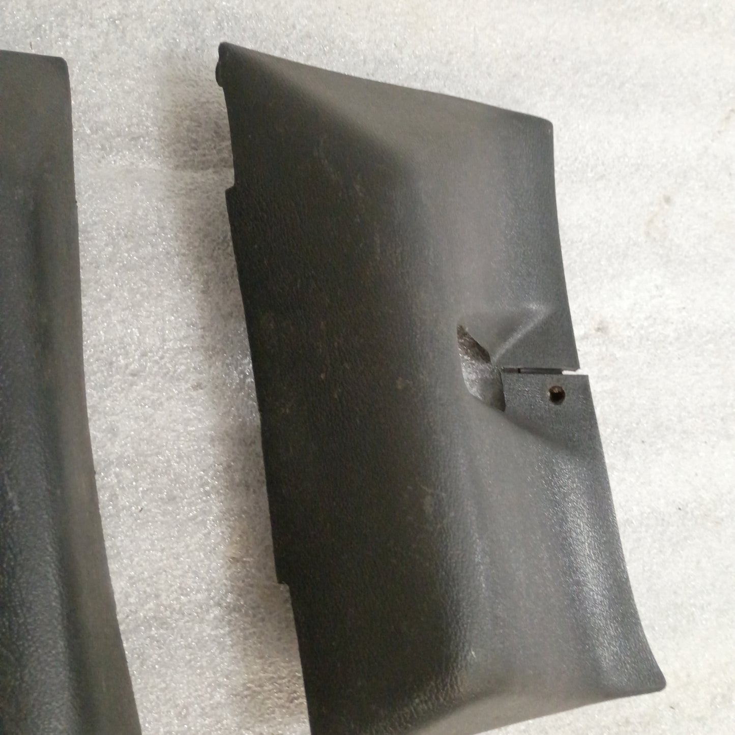 80-86 Seat Belt Retractor Covers Black Without Headliner (Used) F150 F250 F350 Bronco
