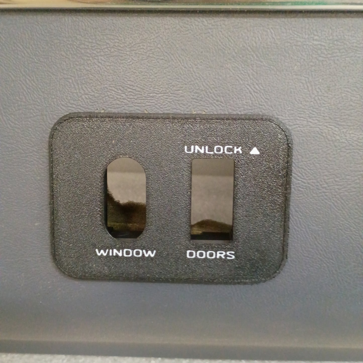 87-91 Deluxe Dark Blue Door Panel Set (Used) F150 F250 F350 Bronco XLT