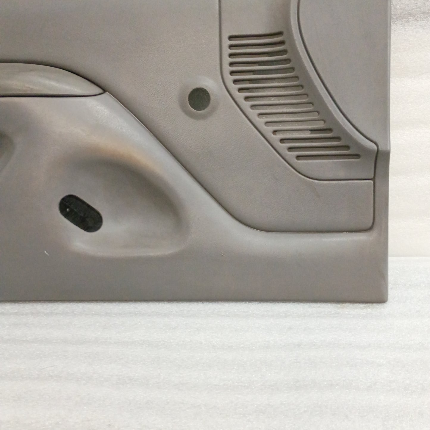 1992-1997 Light Gray Door Panel Set for Manual Windows (Used) F150 F250 F350 Bronco OBS