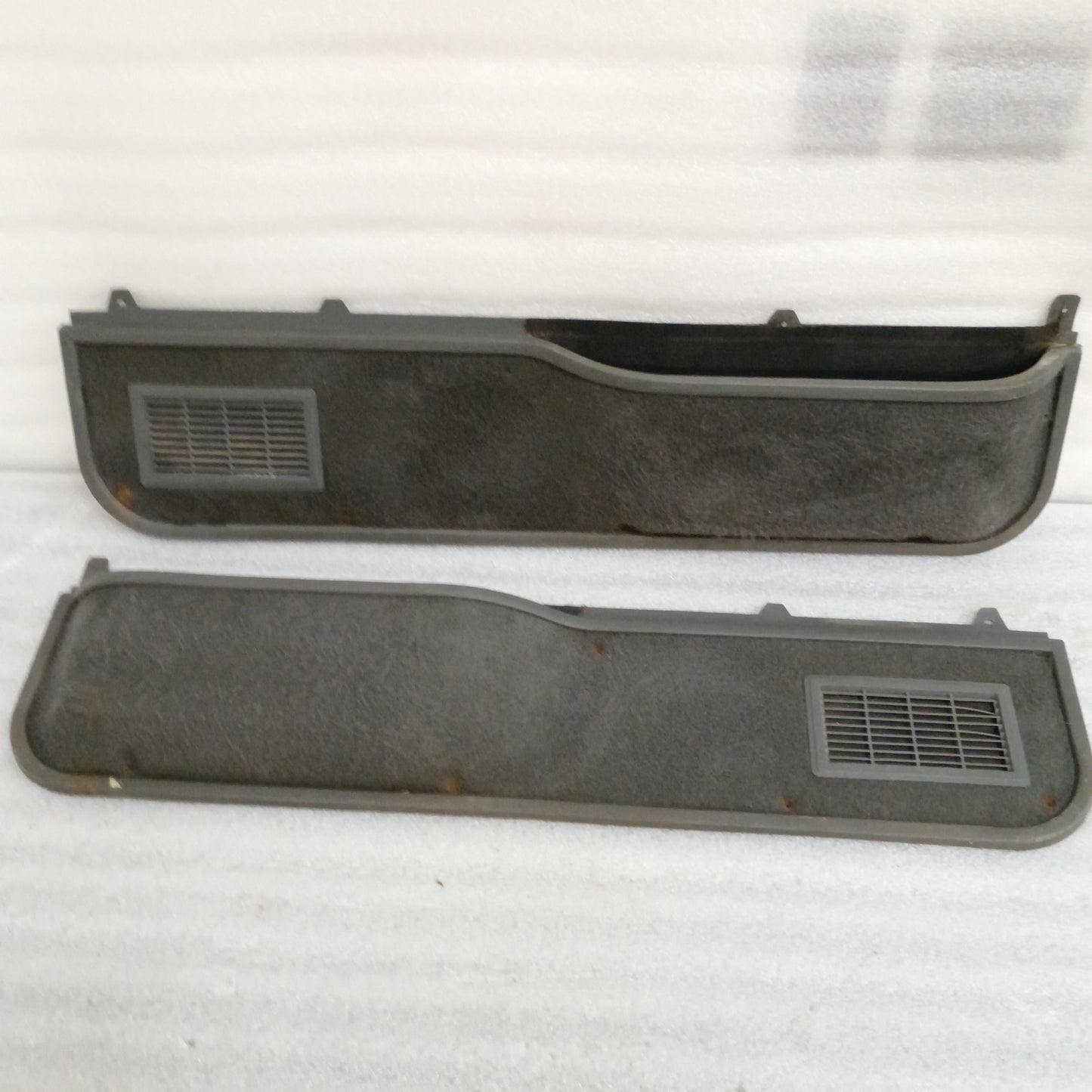 87-91 Dark Gray Door Panels Set for Manual Windows (Used) F150 F250 F350 Bronco