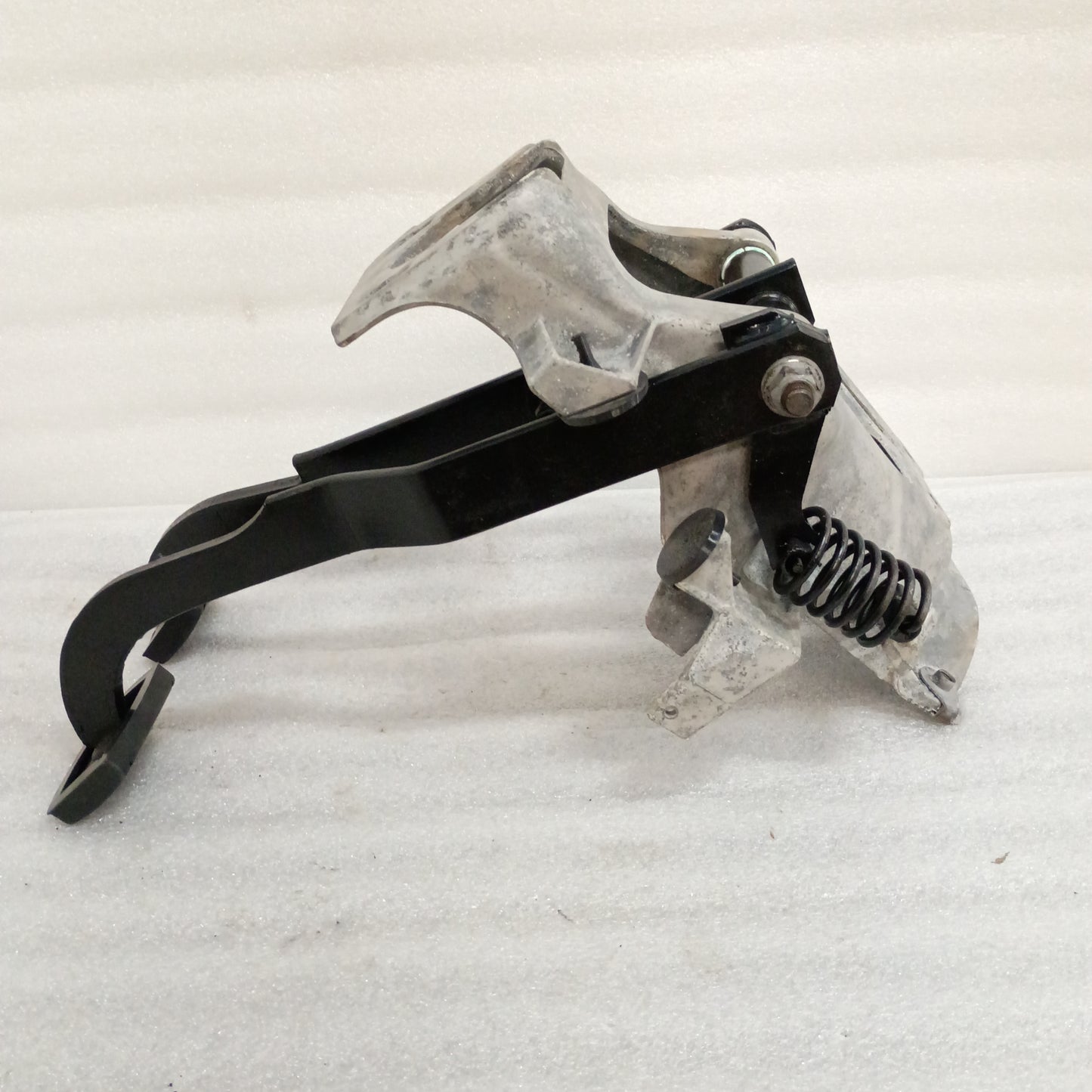 87-91 Clutch & Brake Pedal Assembly (Used) F150 F250 F350 Bronco Refurbished