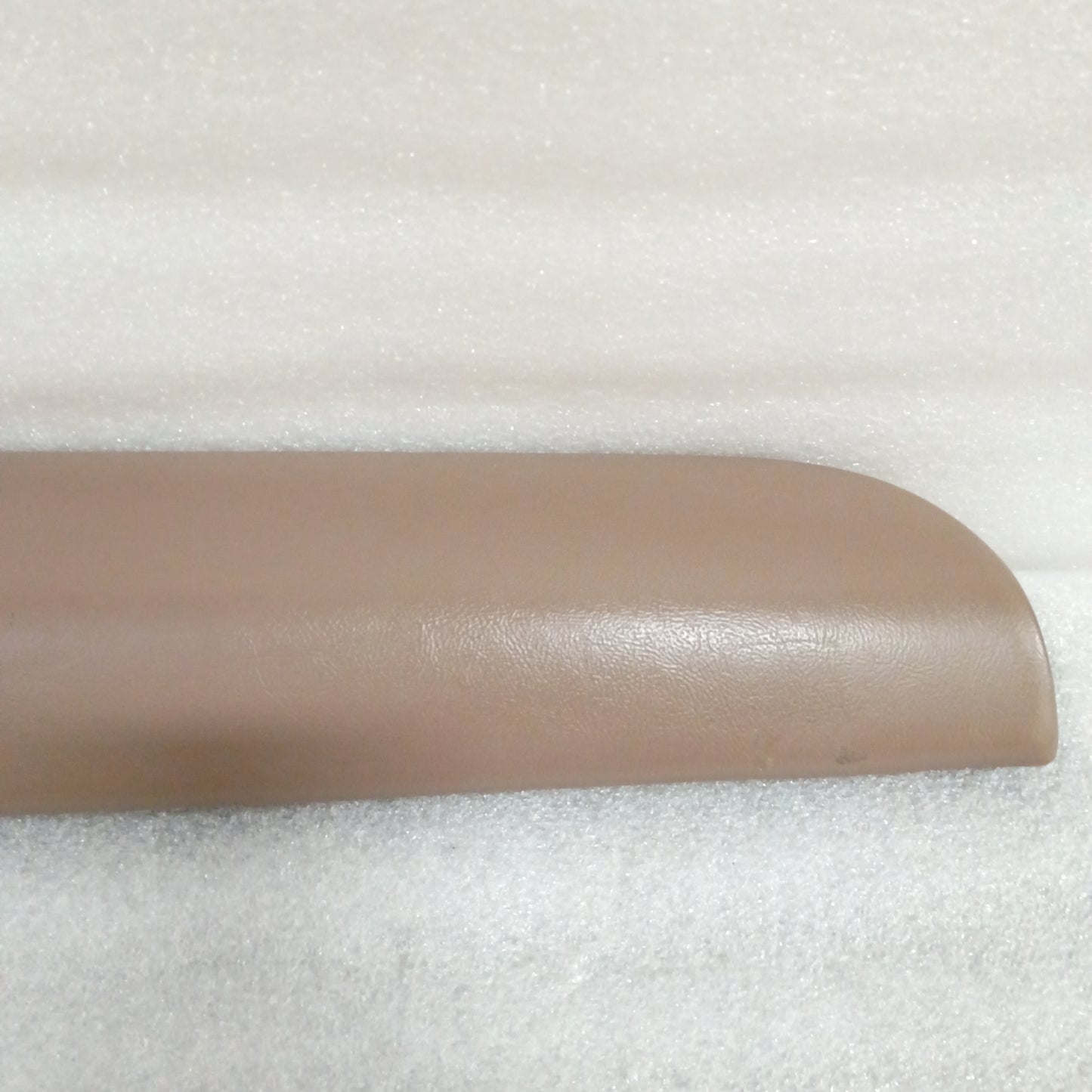 92-97 Dash Pad Tan Passengers Side (Used) Ford F150 F250 F350 Bronco OEM