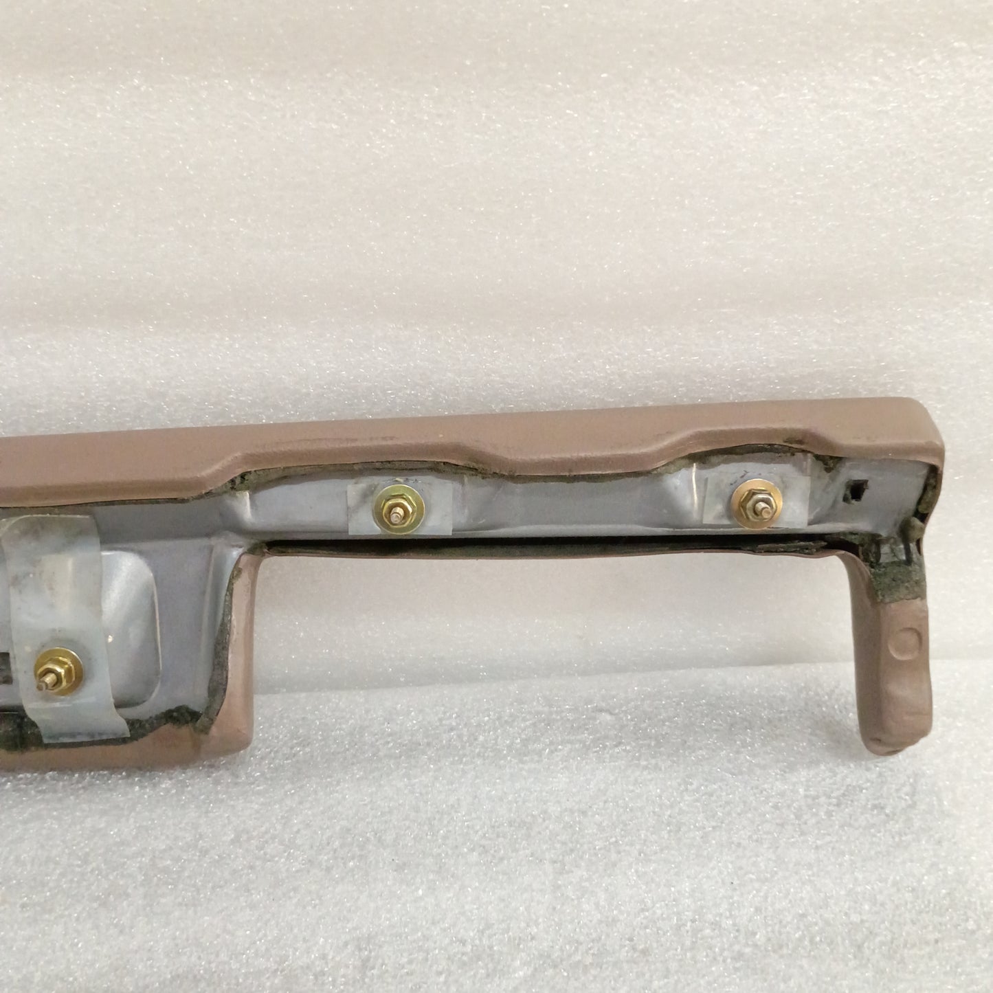 92-97 Dash Pad Tan Passengers Side (Used) Ford F150 F250 F350 Bronco OEM