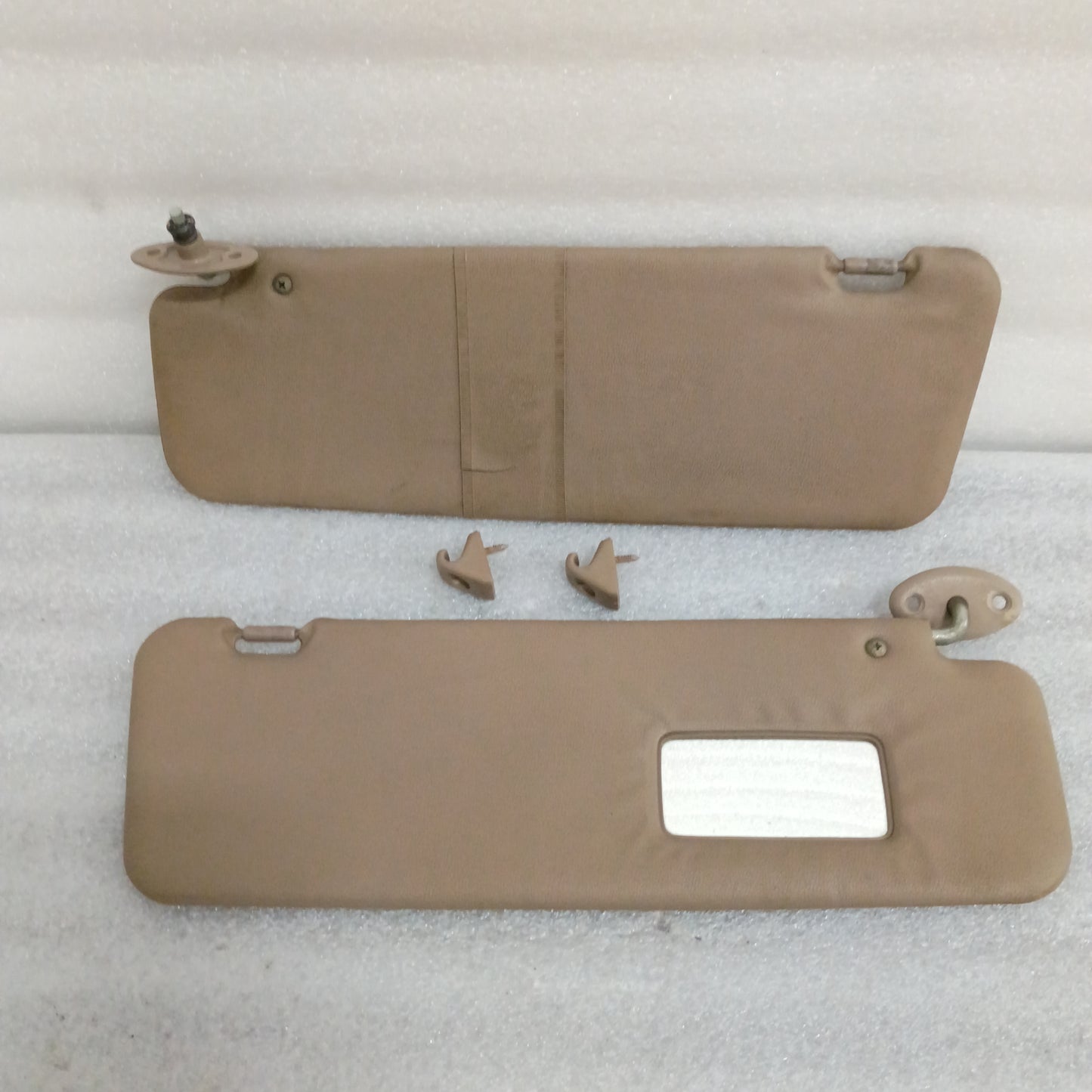 89-95 Toyota Tan/Beige Sun Visors (Used) Truck/Pickup/4Rurnner Genuine OEM SR5