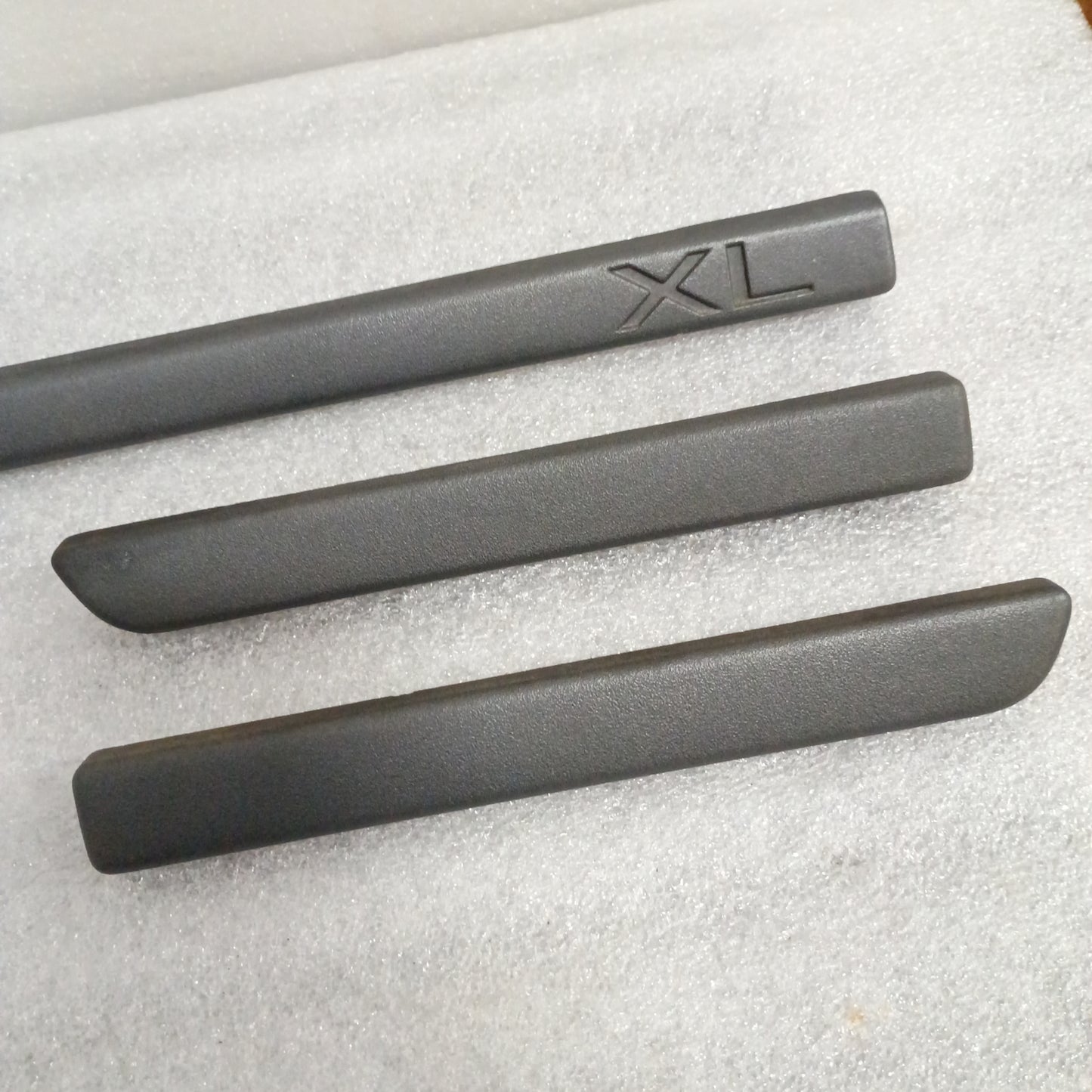 92-96 XL Charcoal Black Dash Trim Strip Set of 3 (Used) Ford F150 F250 F350 Bronco OEM