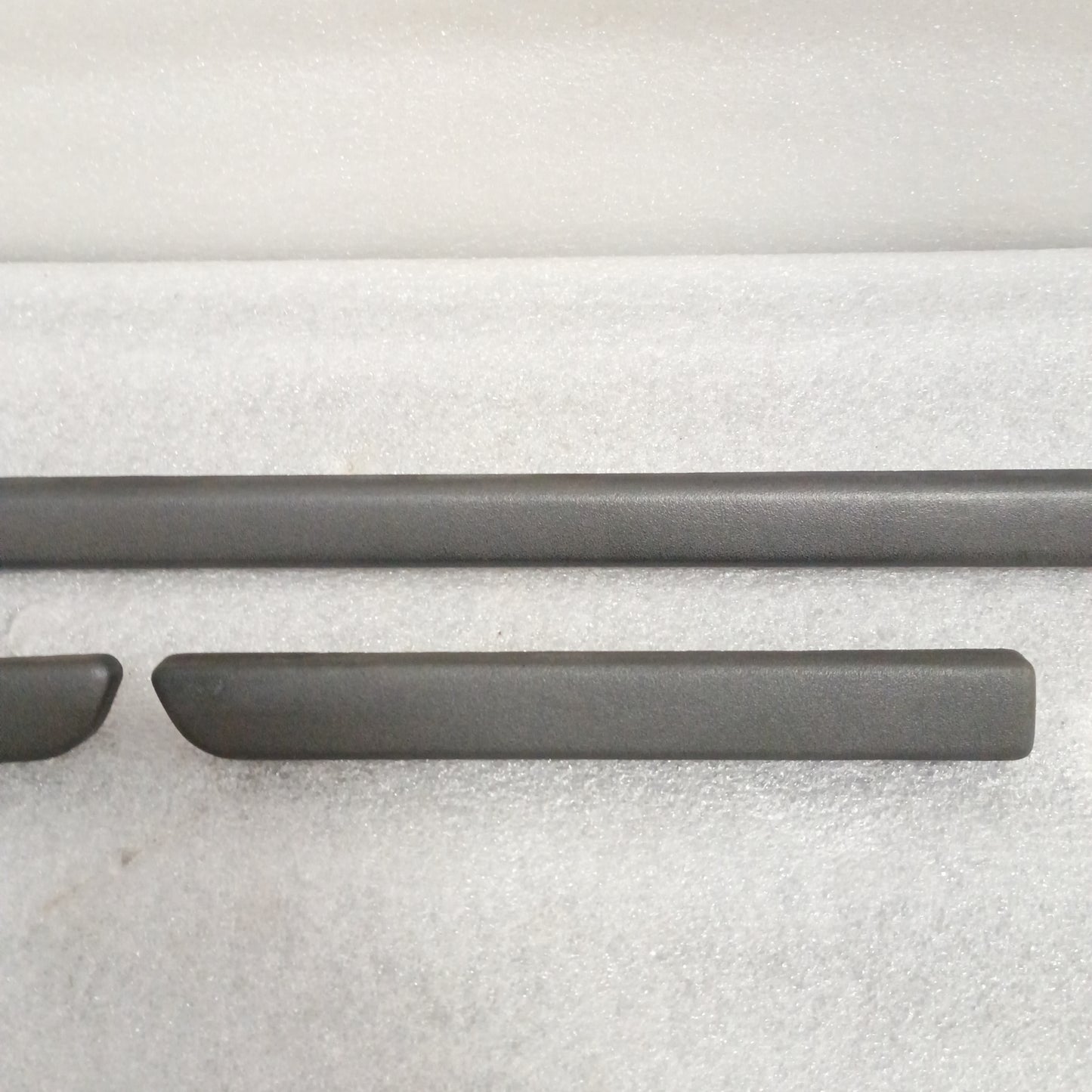 92-96 XL Charcoal Black Dash Trim Strip Set of 3 (Used) Ford F150 F250 F350 Bronco OEM